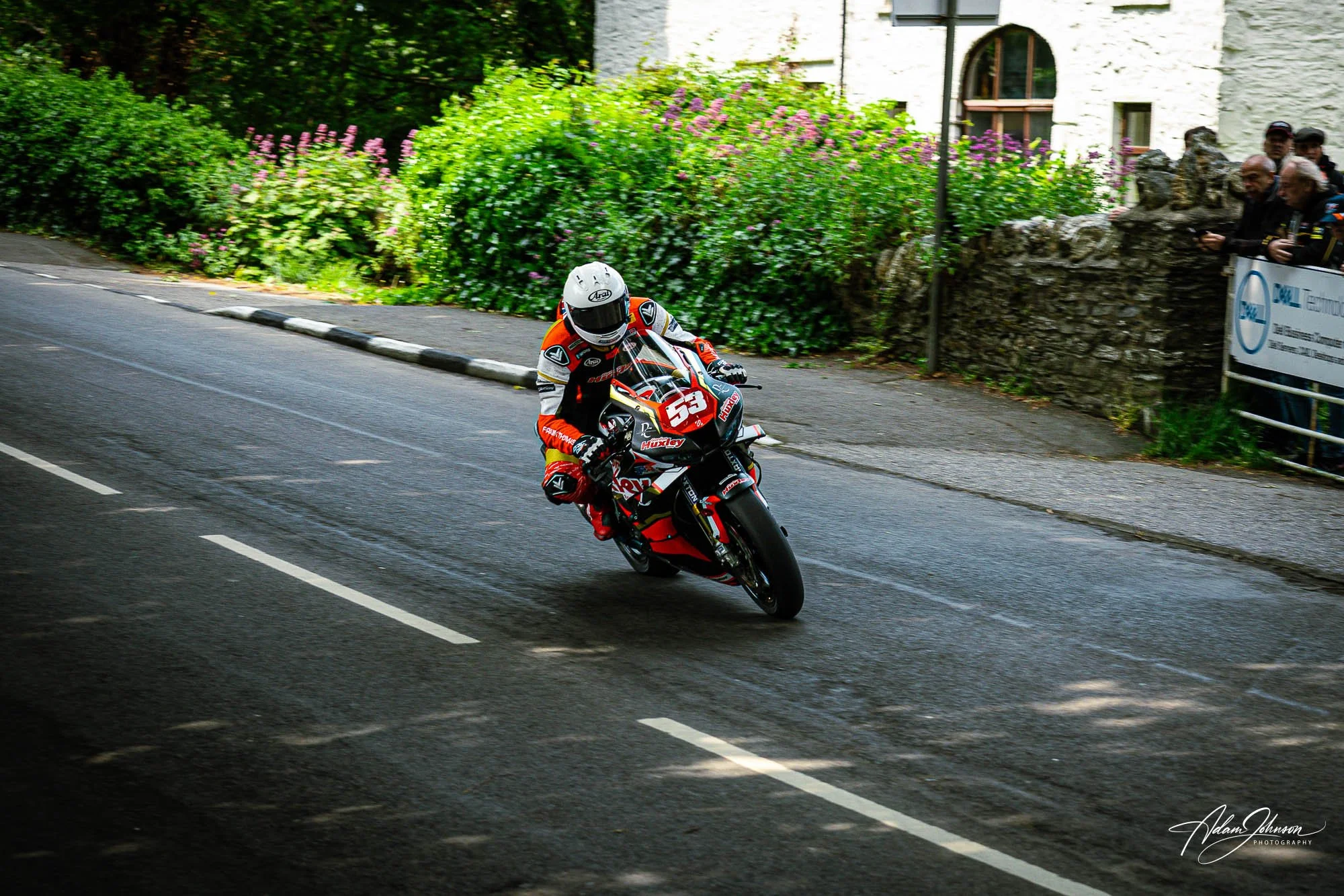 jonathan_perry_isle_of_man_tt_2025.jpg