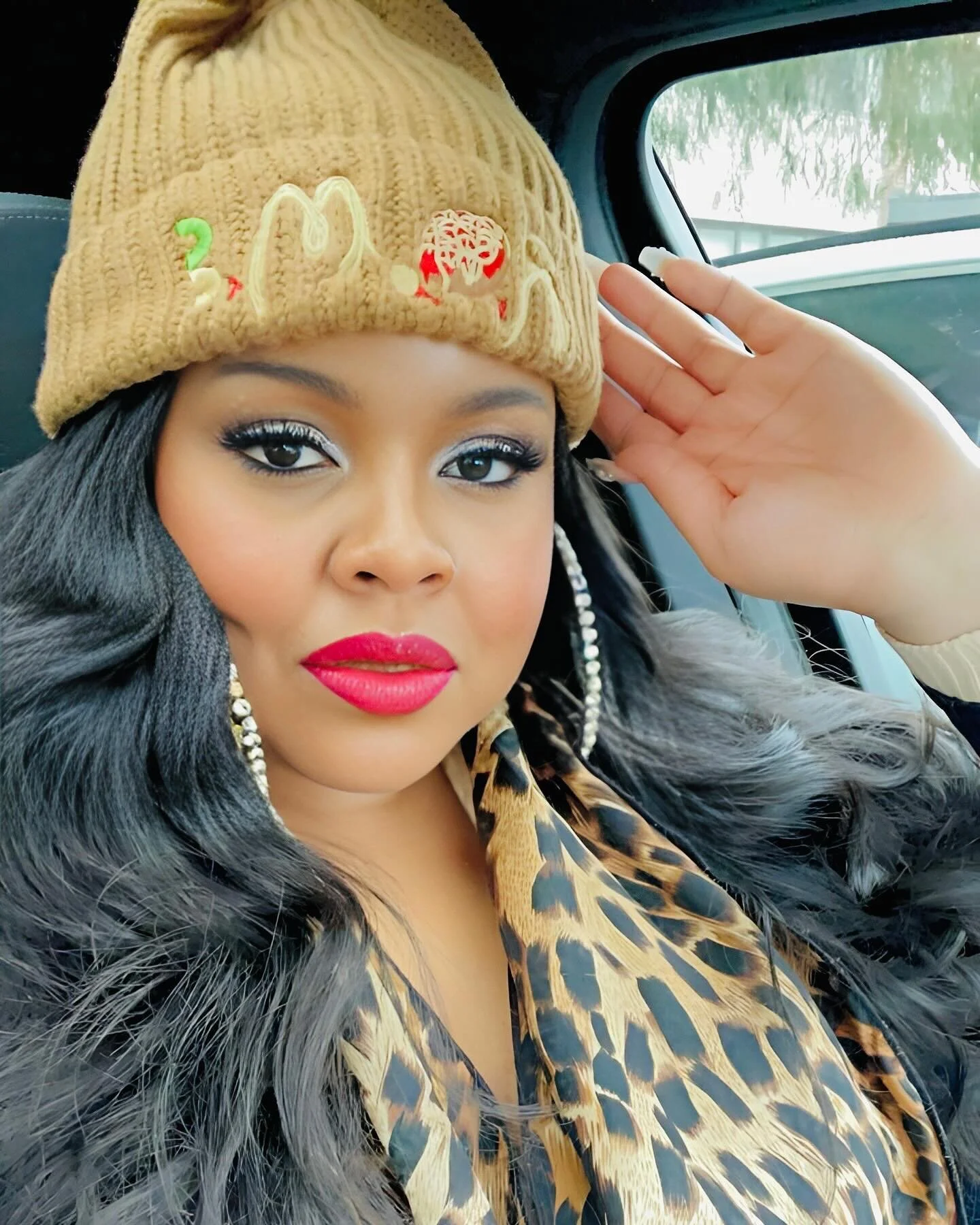 Get your Beanies today ! 
They are warm, stylish and customer satisfied. 
&bull;
#beanies #coldweather #winter #staywarm #headwear #hats #skullcaps #happyholidays #ROMELLC