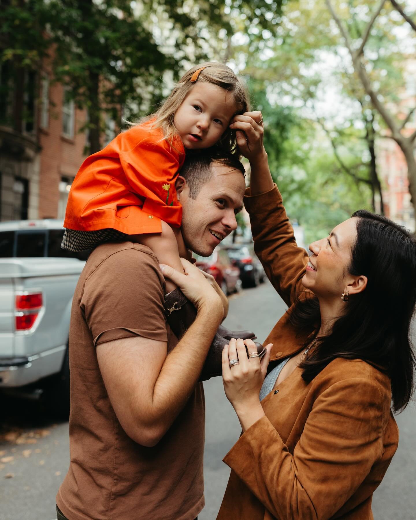 EME TAKES NYC! 

We still have availability for family photos for the holidays! Dm or email us to schedule ✨