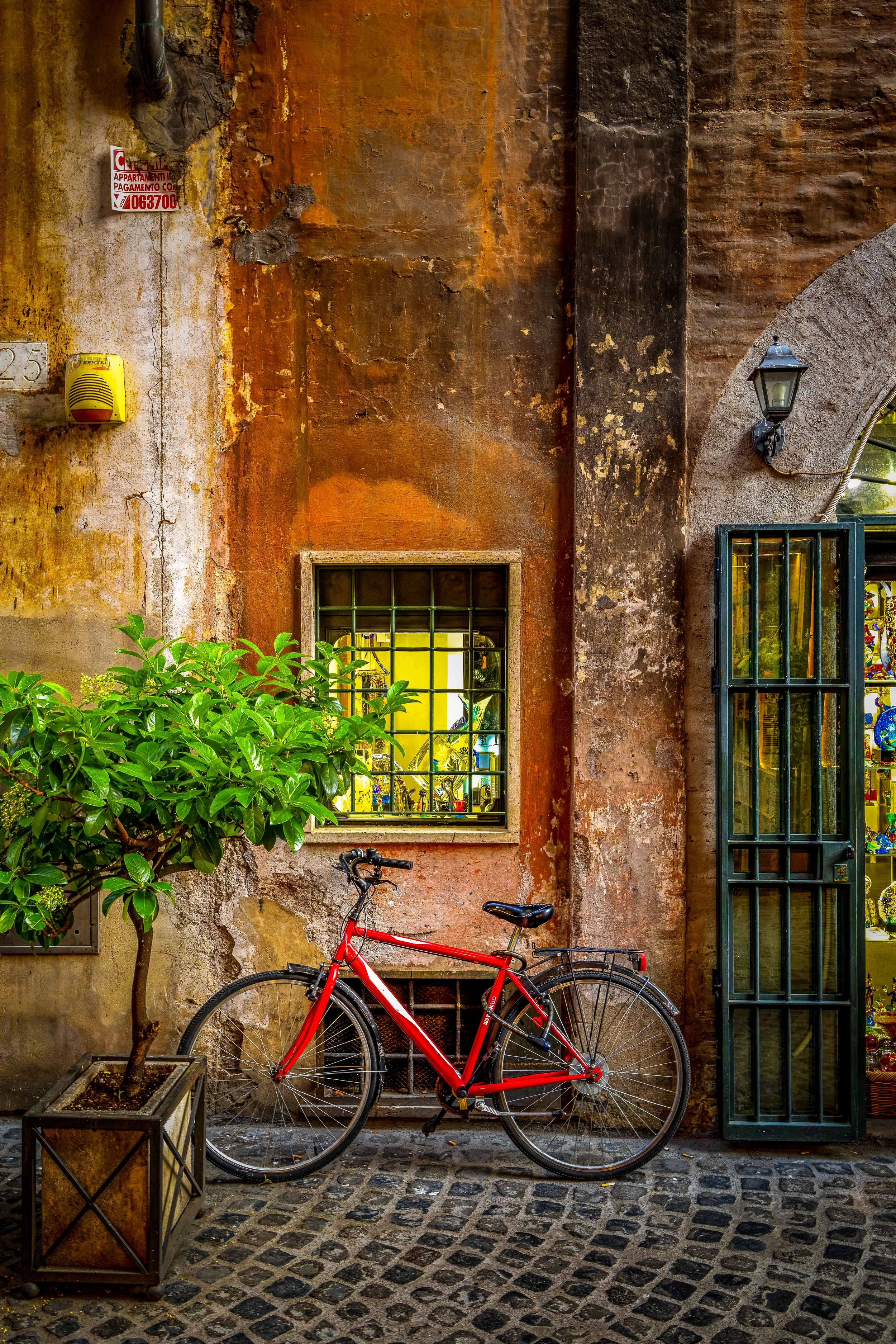 Cortile Rosso.jpg