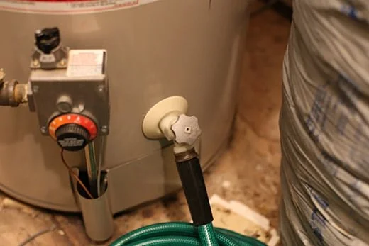 Hose Drain Your Water Heater Drain Valve Electric Water Should You