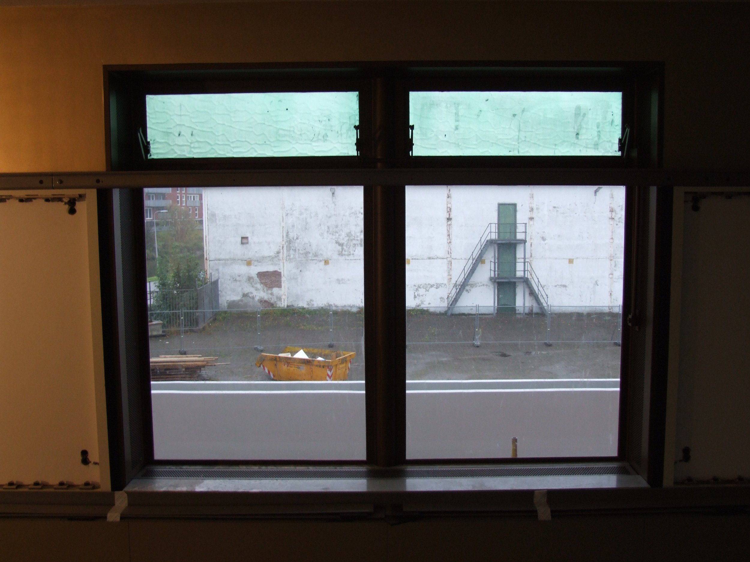 121000 Villa Jongerius Heilijgers plaatsen sluitwerk.35.JPG