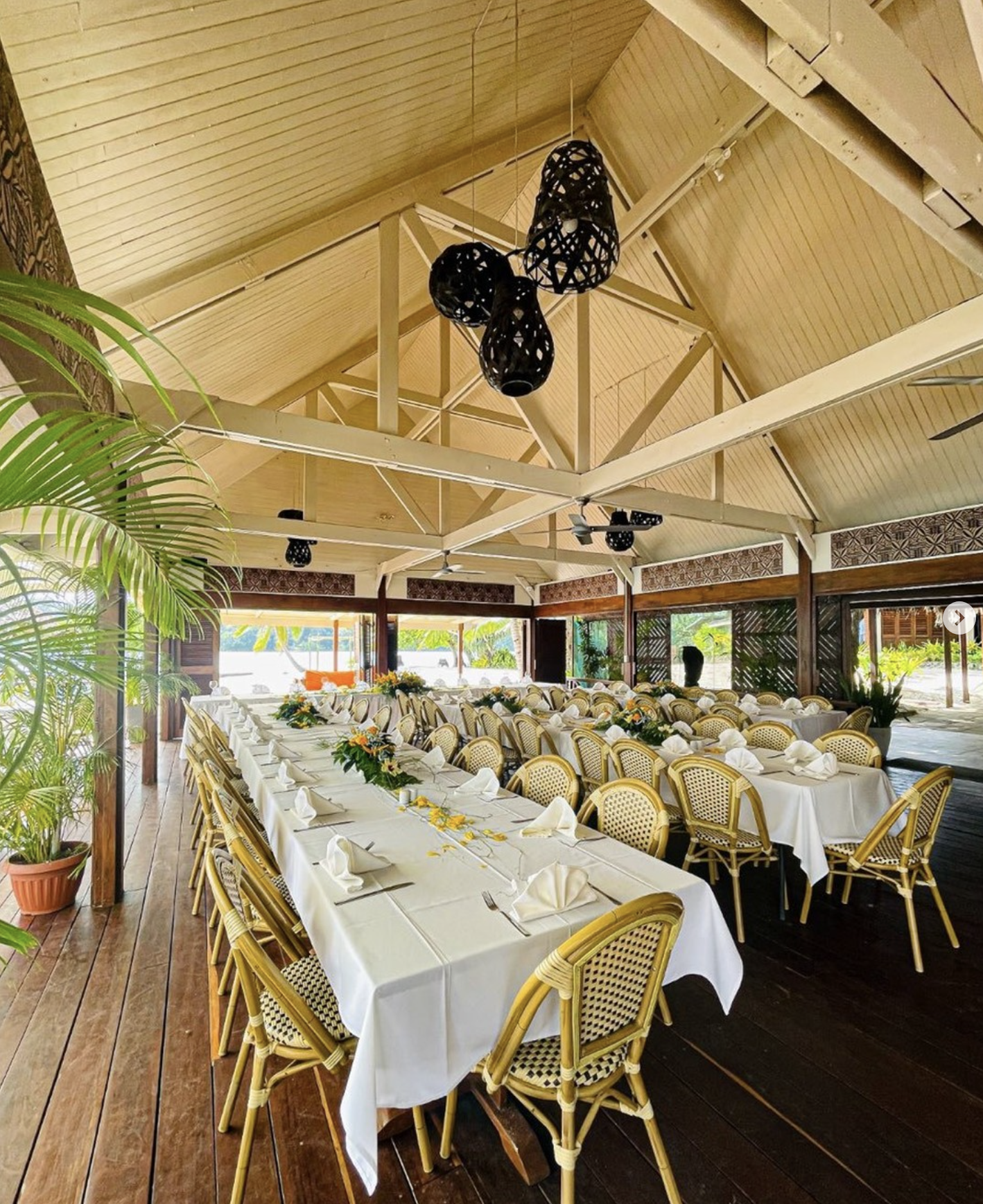 aqua restaurant.png