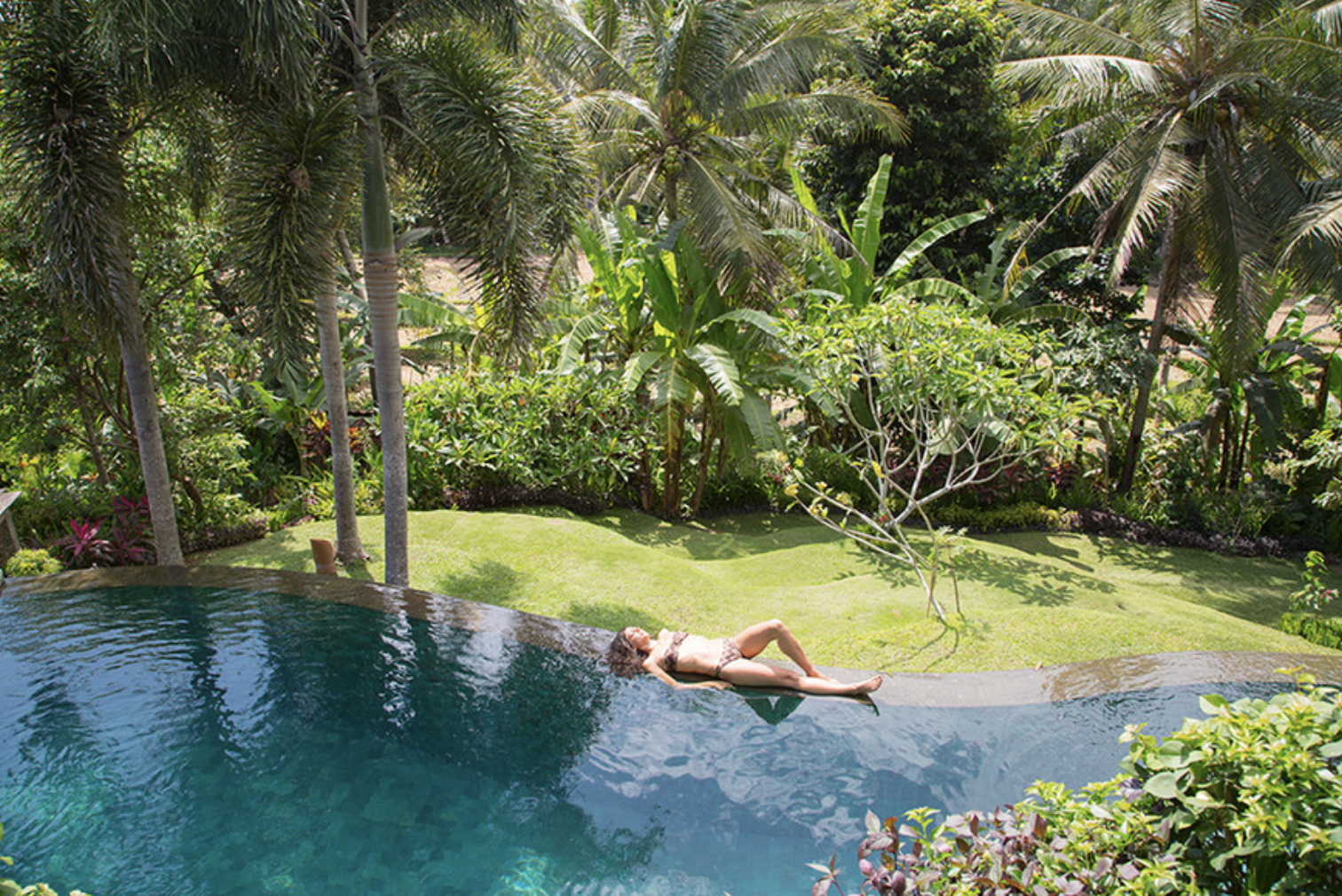 Pool with lady.png