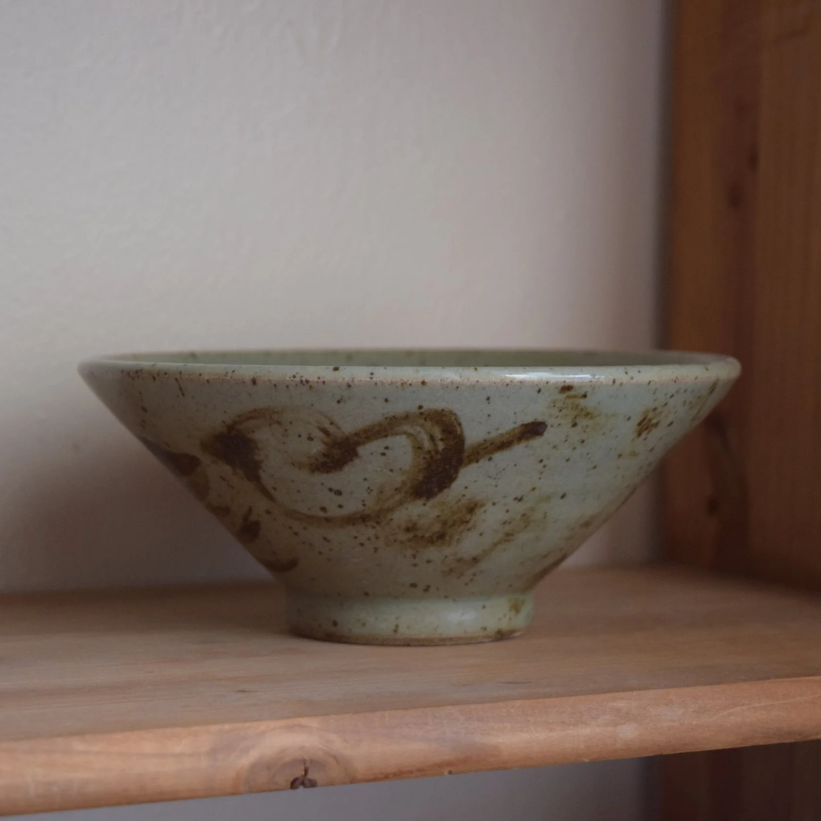 Big Straight Edge Bowl