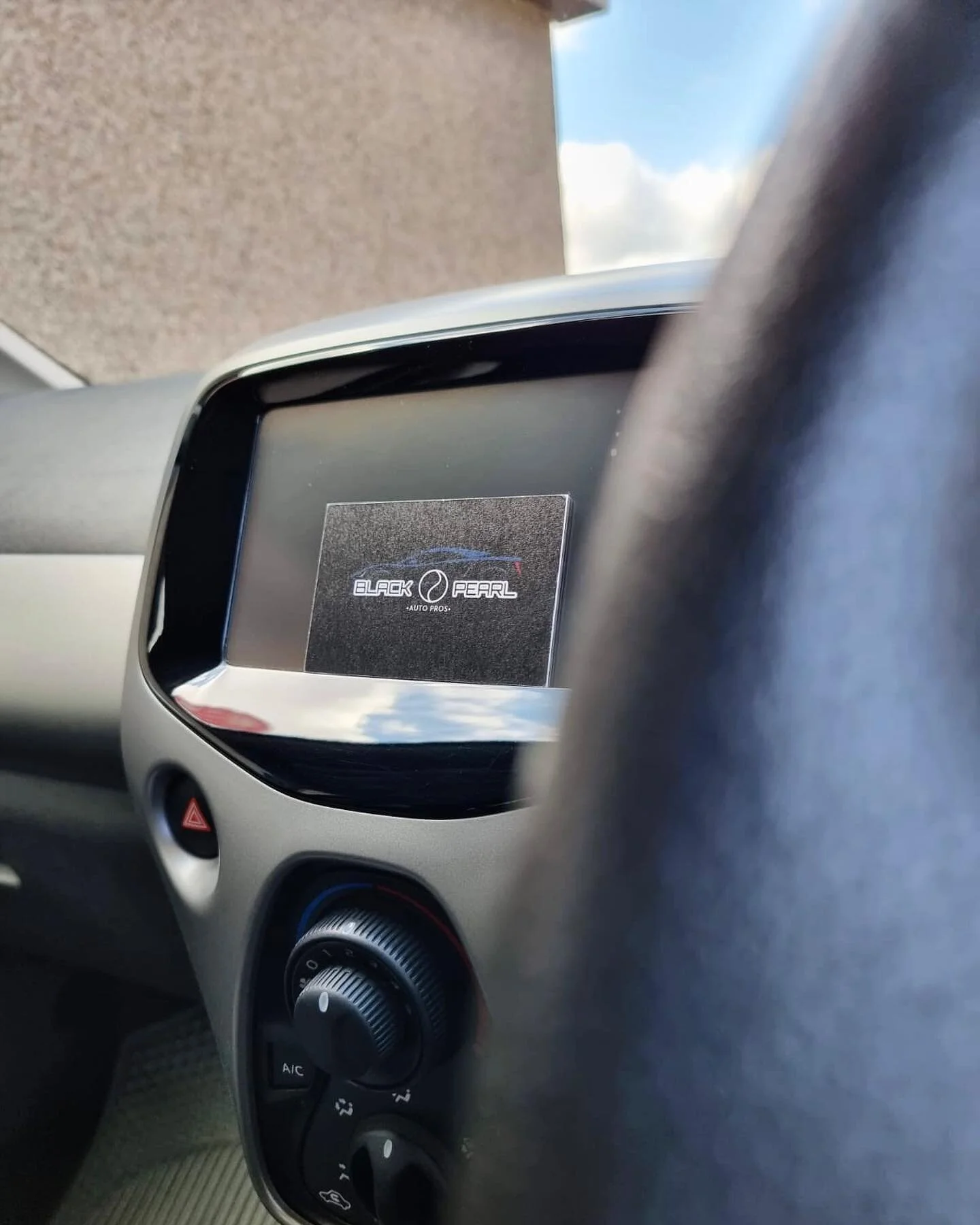 📷🏁

#valetinganddetailing #badenochandstrathspey #mobilevaleting #businesscards #blackpearl #mobiledetailingservices #carcleaning #visitaviemore #finedetails #carphotography