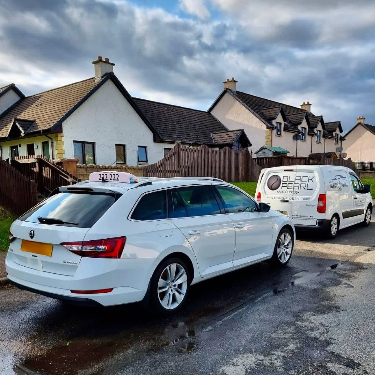 ✨✨✨

#skoda #taxi #fullvalet #workspeaksforitself #mobilevaletinganddetailing #aviemore #badenochandstrathspey #cairngormsnationalpark #valeting #detailing