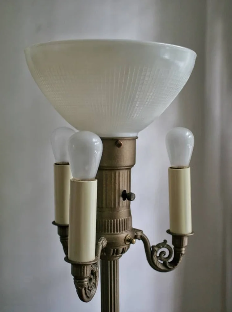 Vintage Floor Lamp DIY Projects: Stunning Ideas to Brighten Your Home