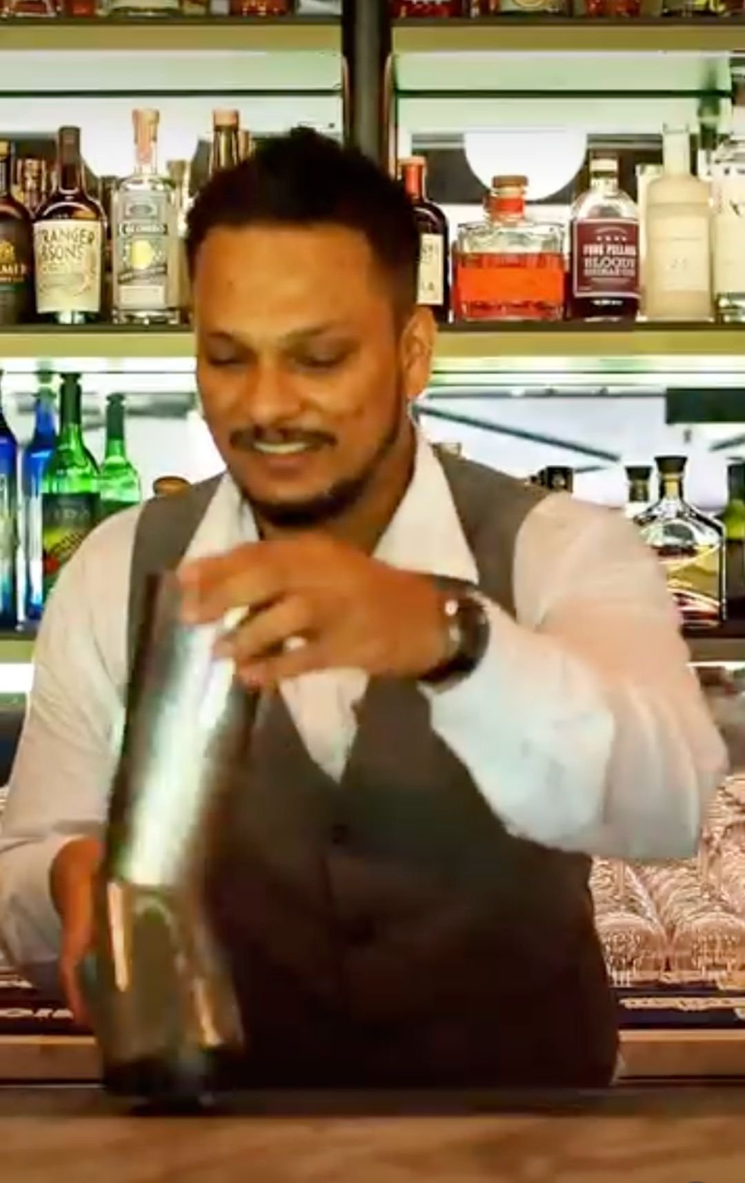 ftlos-social-media-for-restaurants-filming-fnb (2).jpg