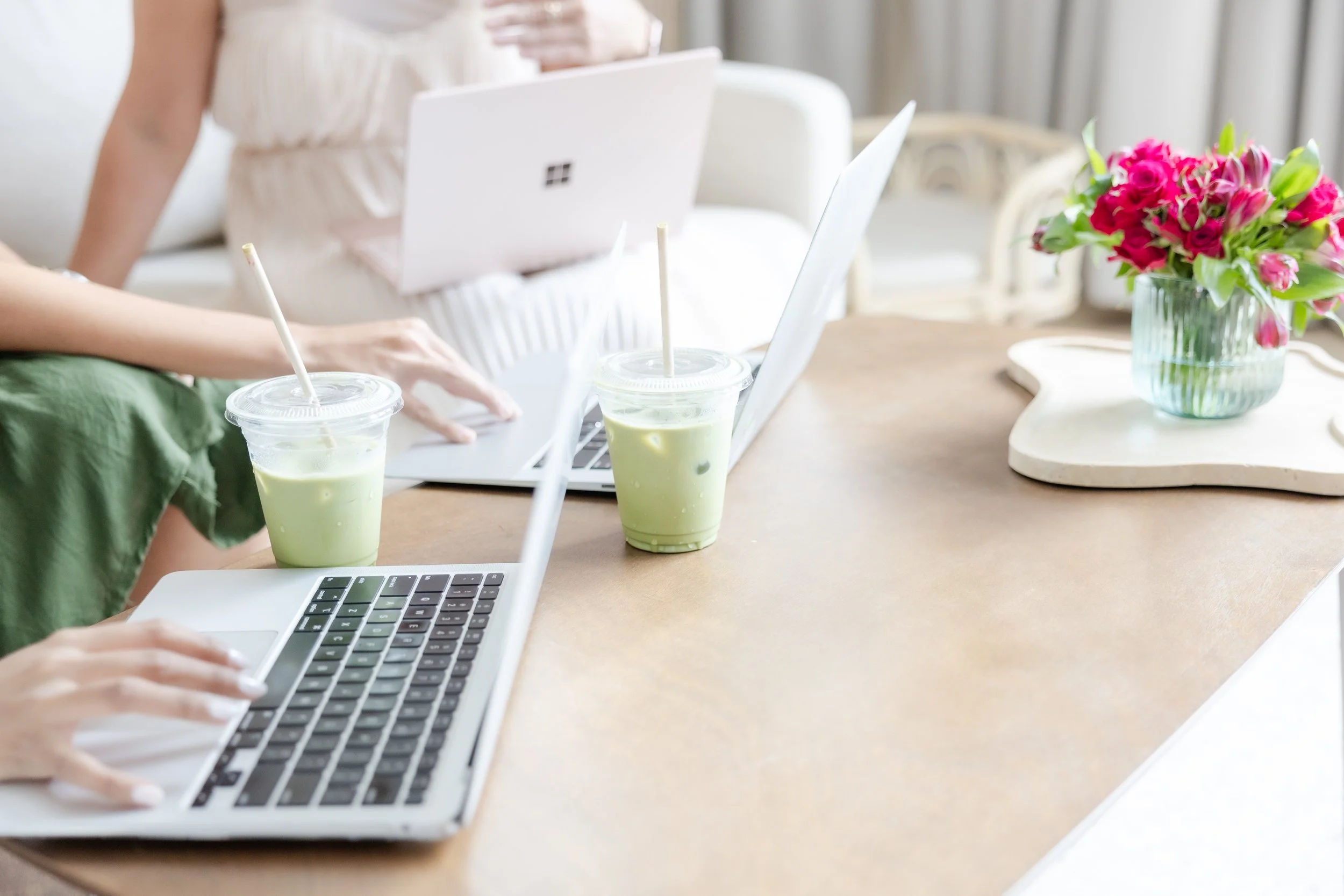 social media agency in singapore brainstorming the best way to use AI efficiently