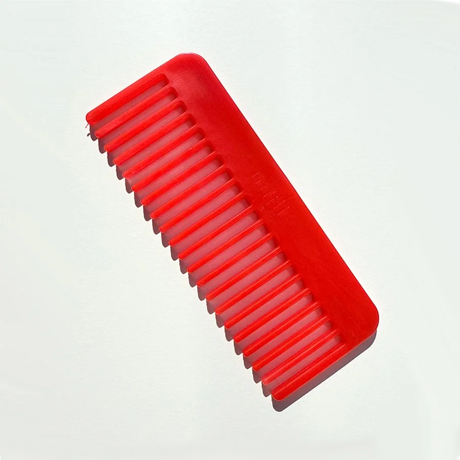 Müll Club, Recycled Plastic Comb, Bauhaus Collection, Red