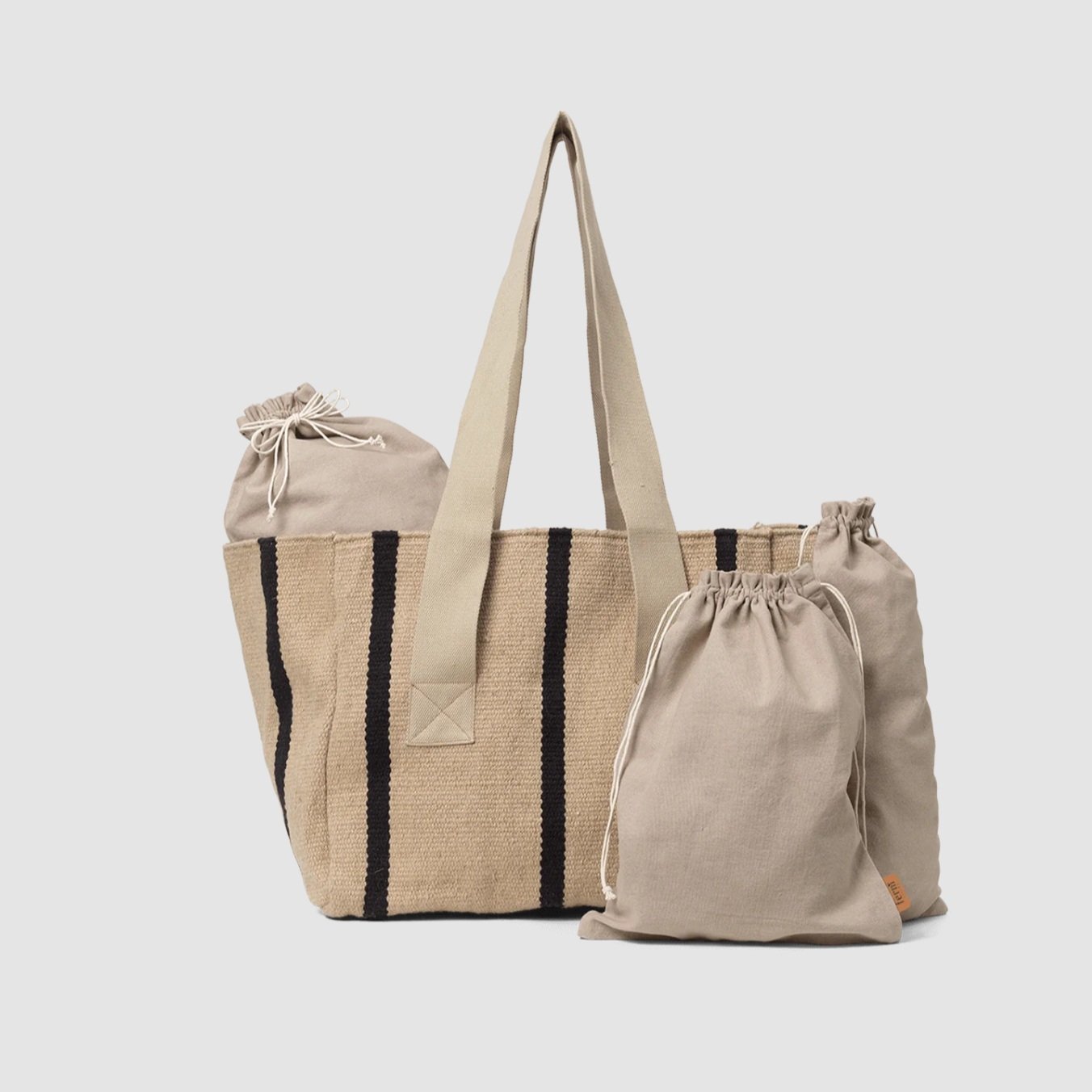 fermlivingyardpicnicbagsandblack2.jpg