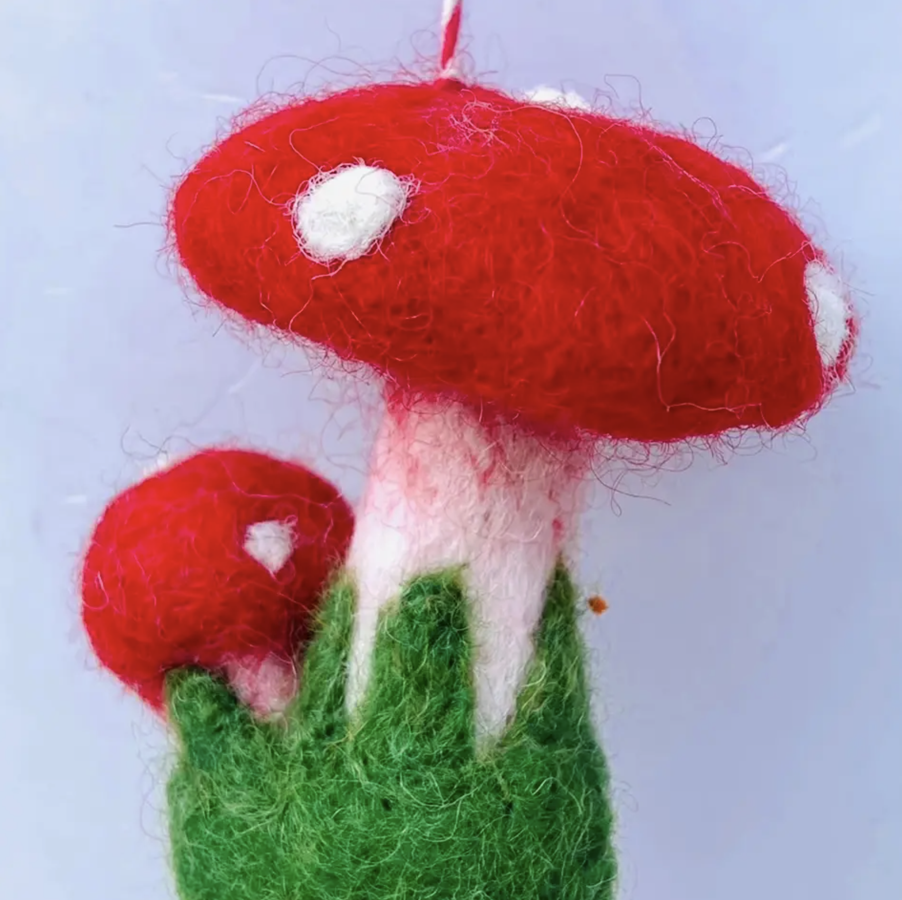 giftsland-felted-wool-hanging-decoration-felt-duo-mushroom.png