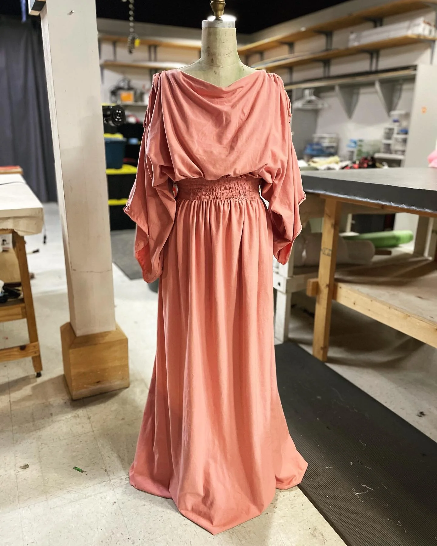 In progress! Draping Cordelia&rsquo;s dress for King Lear @shakespearedallas

╭┈◦&bull;◦❥&bull;◦

#kinglear#dfwtheatre#costumemaker#costumer#seamstress#stitcher#draper#costumeshop#fashionart#theatre#theatreartist#artist#sewing#costuming#shakespeare#s