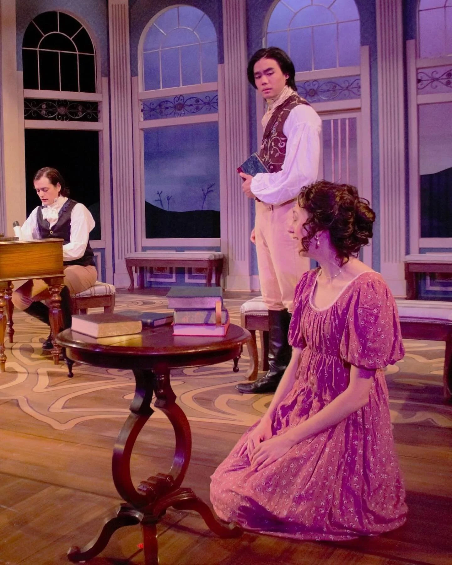Pride a Prejudice! What a lovely show to work on (and to practice my gathering)!

Designed by @reederinn
Photos by @texasshakes 

╭┈◦&bull;◦❥&bull;◦

#prideandprejudice#theatre#costume#costumestitcher#stitcher#theatrecostume#texasshakespearefestival#