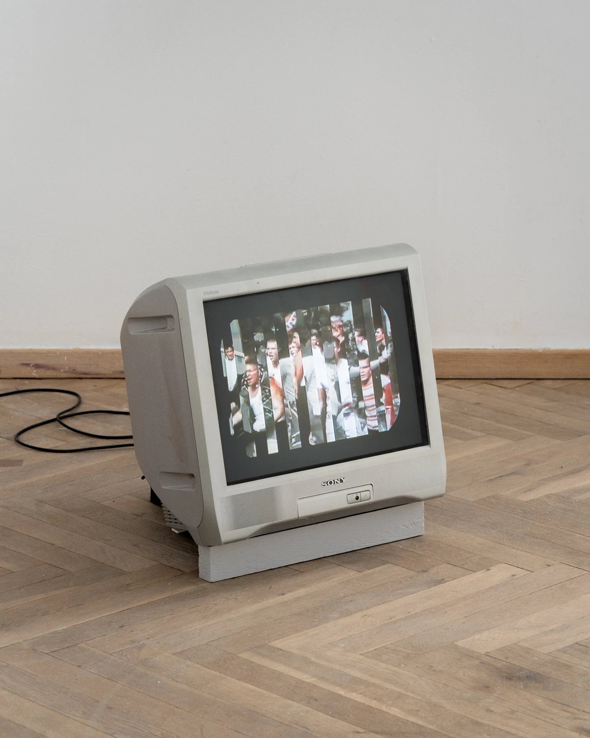 In The Time of Ongoing War, Can We Flee into Each Other?. Installation view, Kunsthal Charlottenborg, 2022. Photo by David Stjernholm.