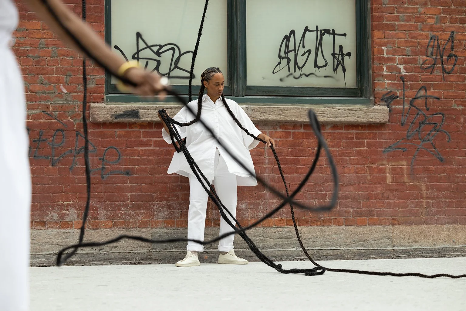 022-momenta-biennale-jeannette-ehlers-performance.jpg
