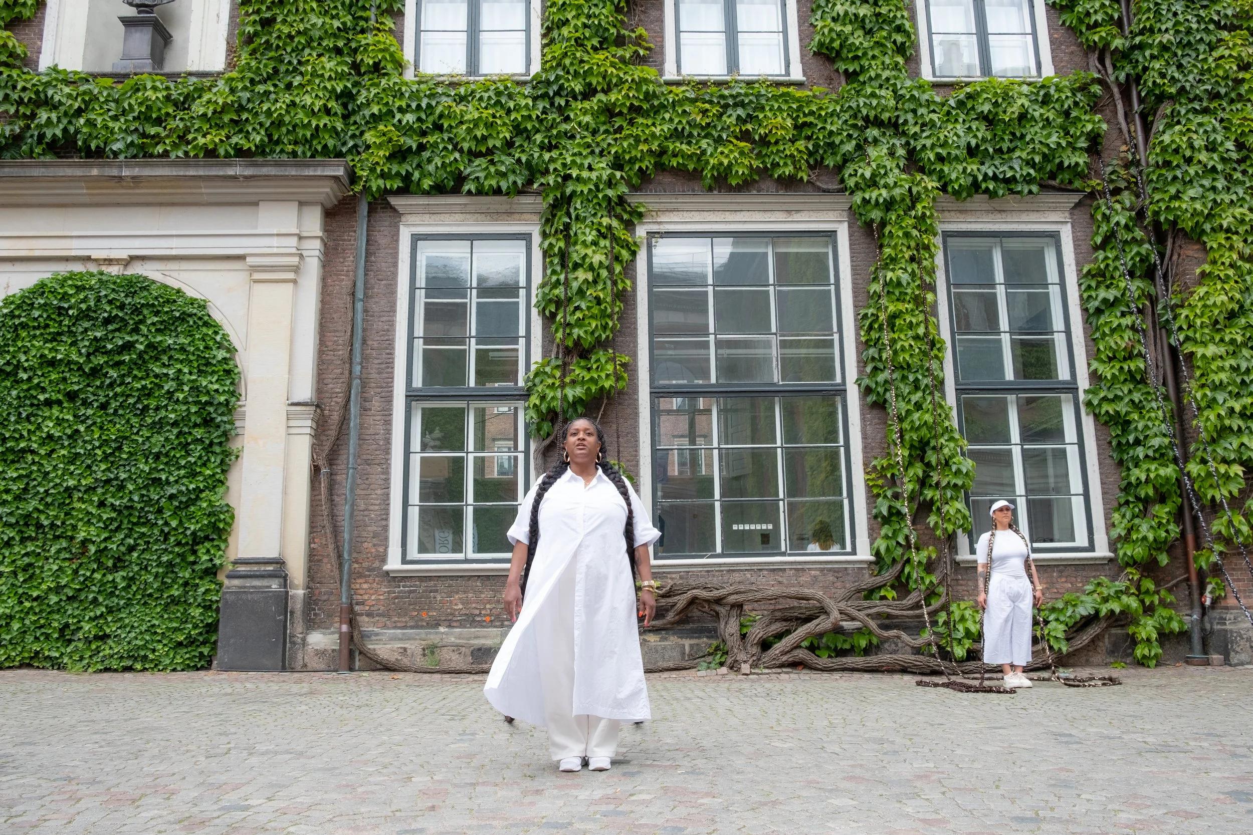 We’re Magic. We’re Real #3 (These Walls), 2021. Performance, Archives in the Tongue: A Litany of Freedoms, Kunsthal Charlottenborg, 2022. Photos by Marlene Anne Lough.