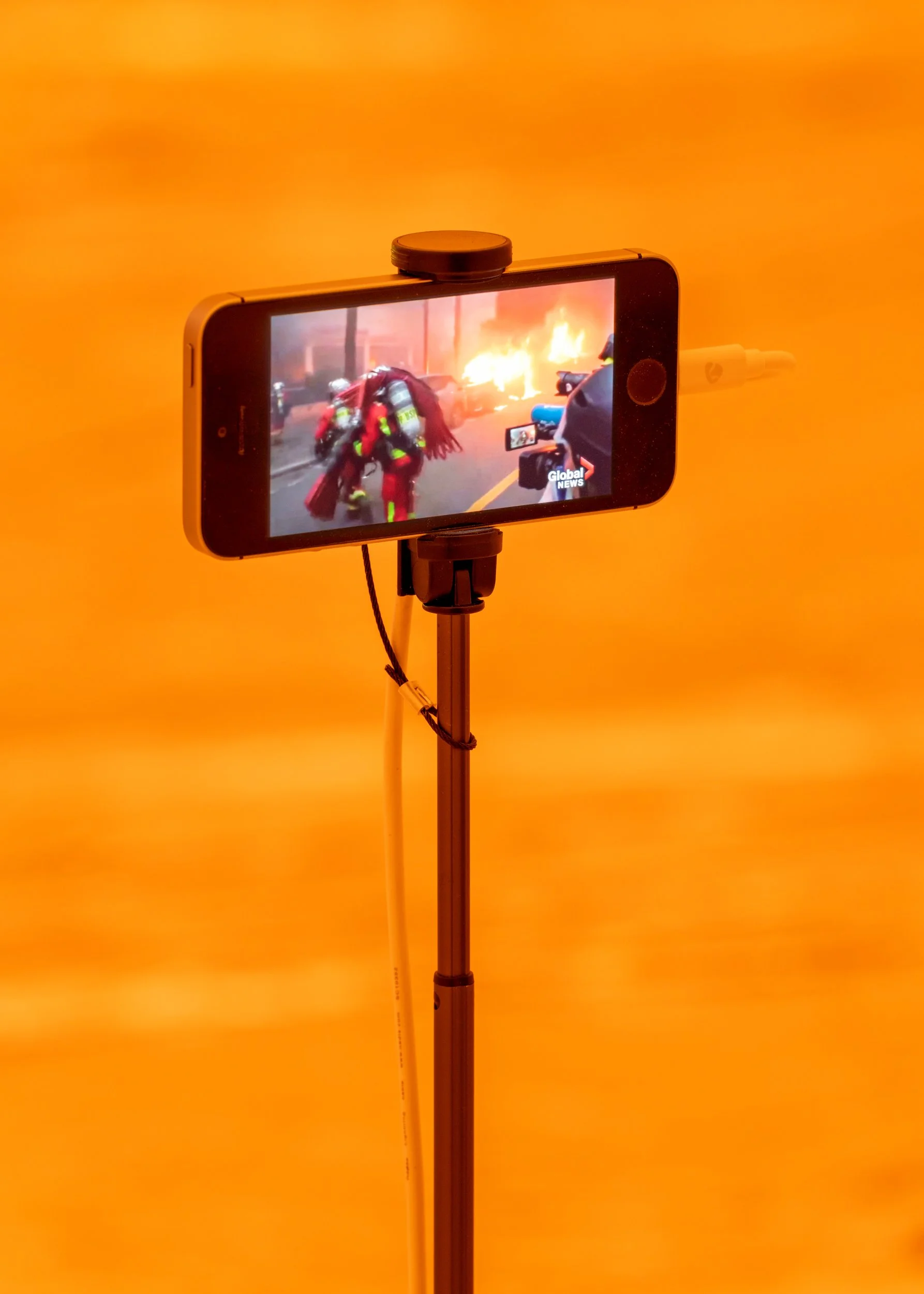 Coil: The Sensuous Way of
Knowing. Installation view, Kunsthal Charlottenborg, 2022. Photo by David Stjernholm.