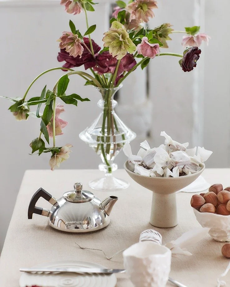 "Naturens Juelmagi" Bo Bedre Julebog 2025

Photo @birgittawolfgang 
@bobedredk 

#christmasdecorating #craftsmanship #theskillsofhands #craftsmanship #dıy #christamstree #christmasdecoratin #christmasmorning