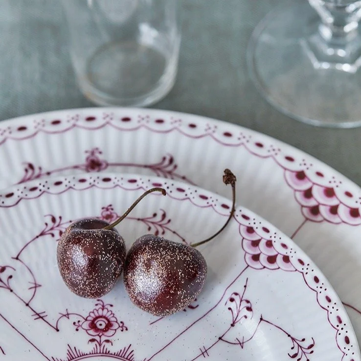 "Traditonen Tro" Bo Bedre Julebog 2025

Photo @birgittawolfgang 
Tekst @urbanspotting 
Client @bobedredk 

#christmasdecorating #craftsmanship #theskillsofhands ##tablesetting craftsmanship #dıy #christamsstyling #christmasdecoratin #classi