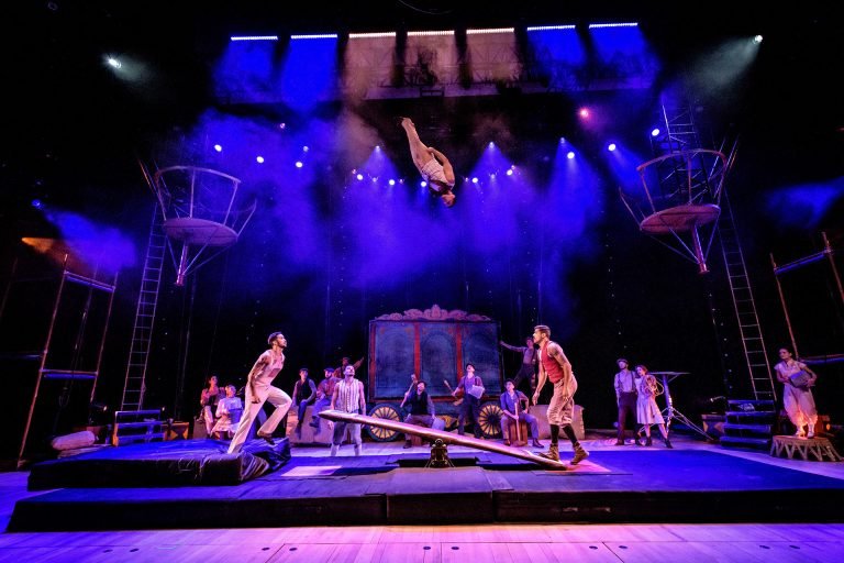 20211216_CIRCUS1903_0140_Web-768x512.jpeg