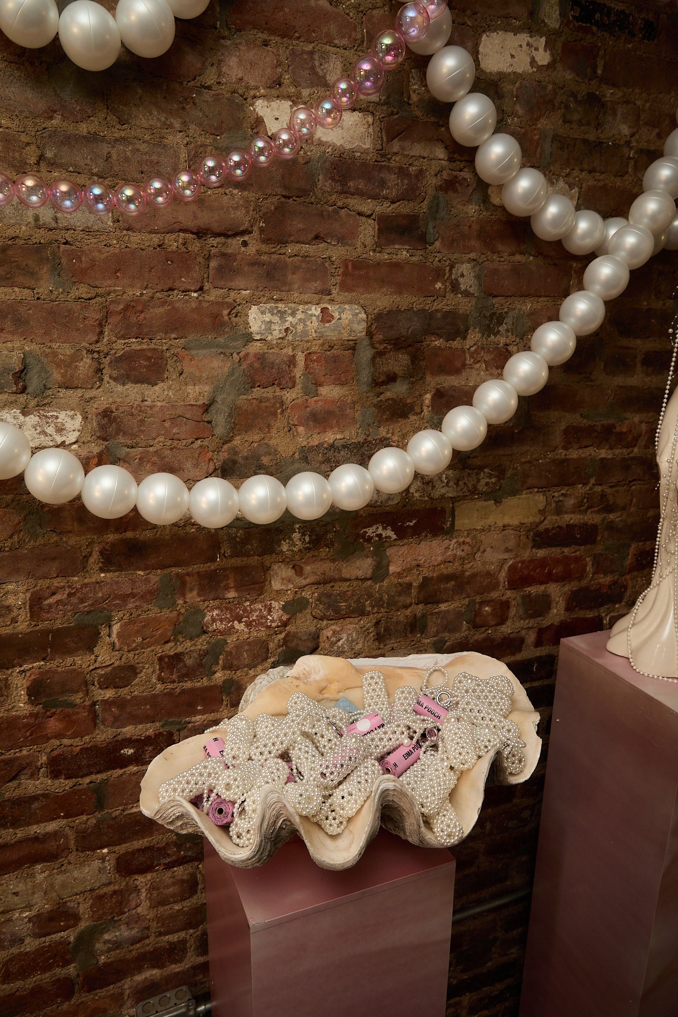 EIMA_BEDFORDSTUDIO_4_18_057.jpg