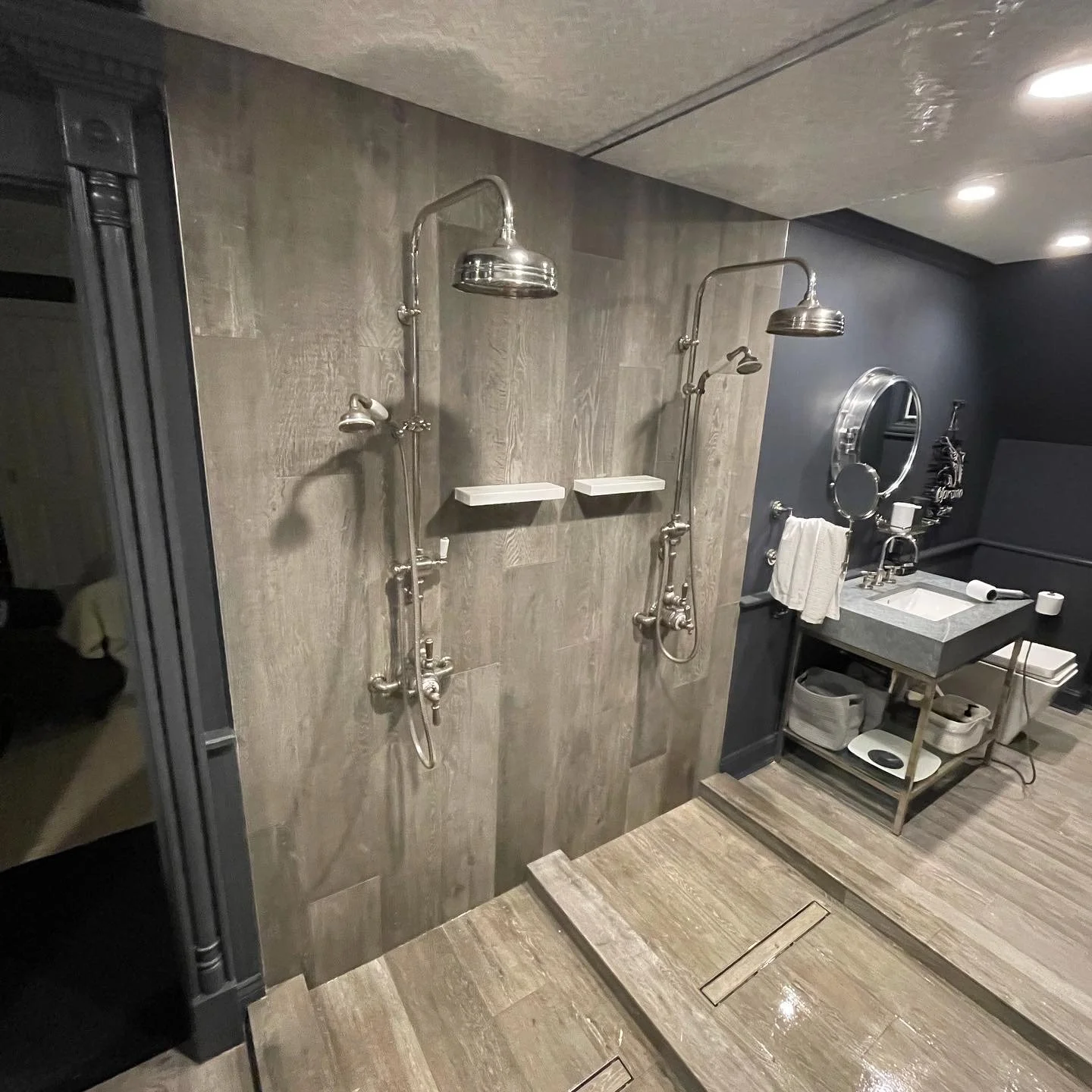 Oranssi project: slat roof