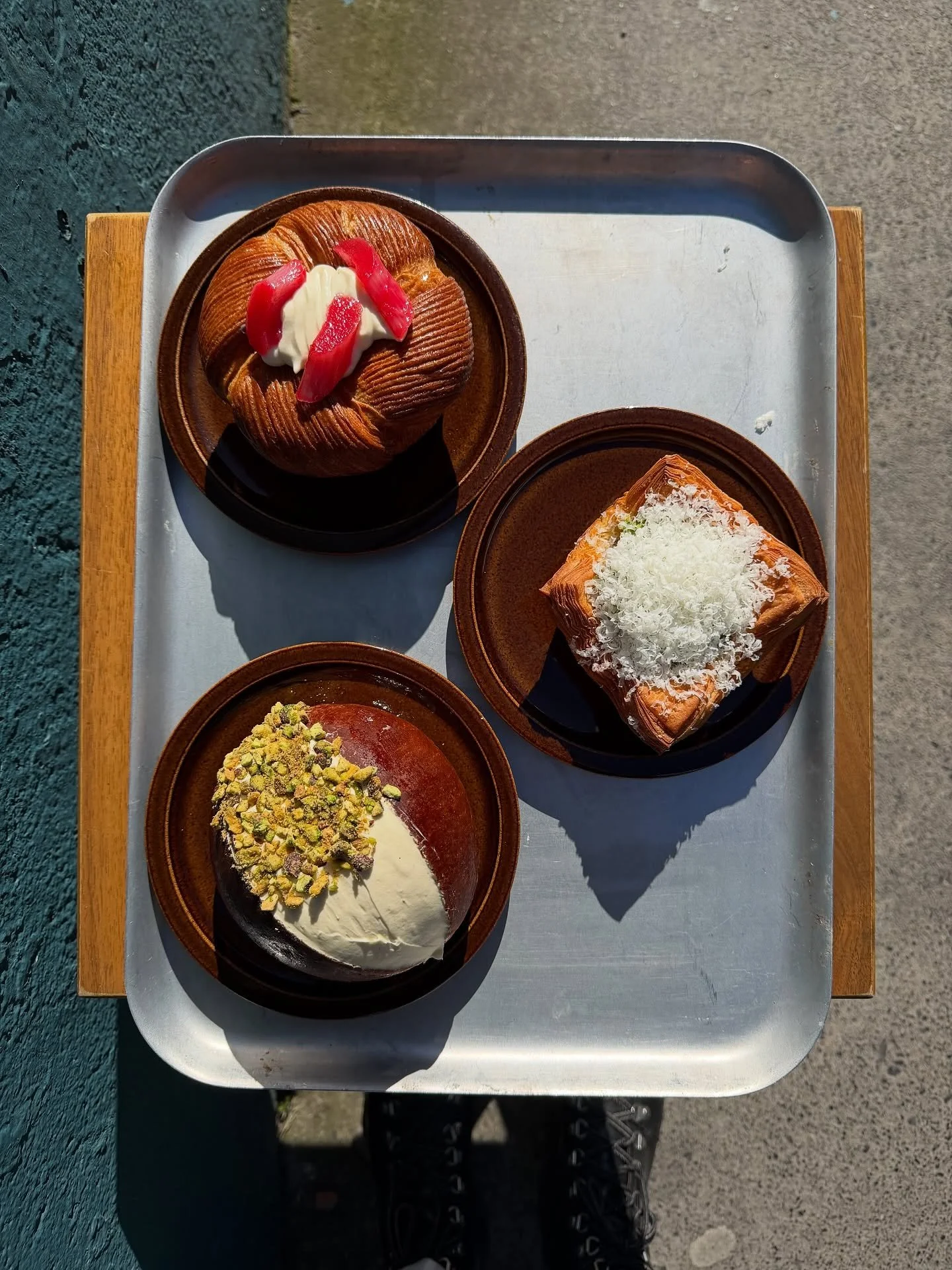 💚 March specials 💚

- Rhubarb and Tonka.

Laminated brioche filled with tart, early rhubarb jam and rich, tonka bean cr&egrave;me diplomat w/ pretty pink poached early rhubarb. 

- Wild garlic + Potato.

Buttery layers of croissant pastry filled wi