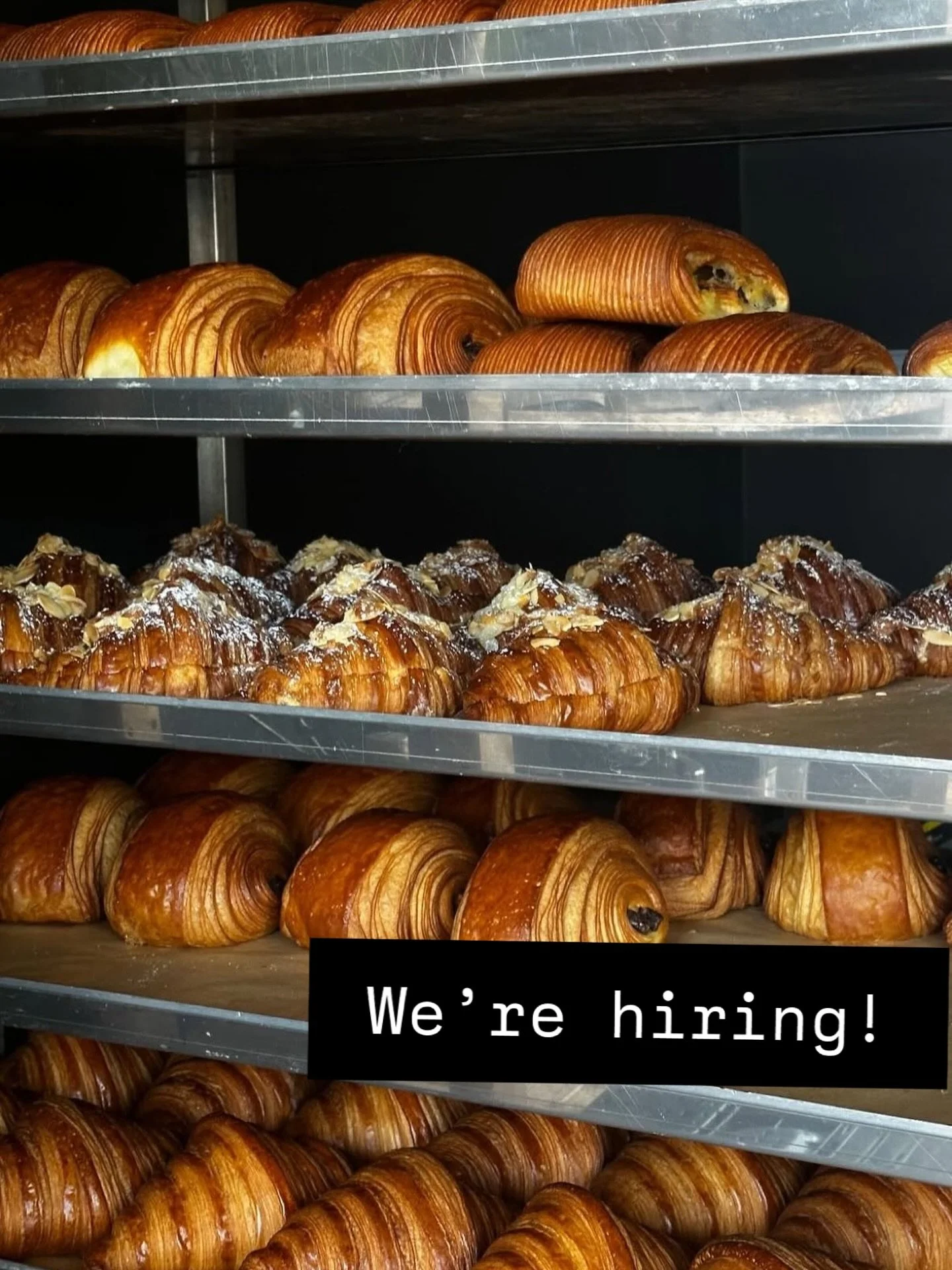 We are looking for a senior baker to join our team!

Details about the role and where to apply are on our website.

Follow the link in our bio ✌️

📸 @dara.loomes