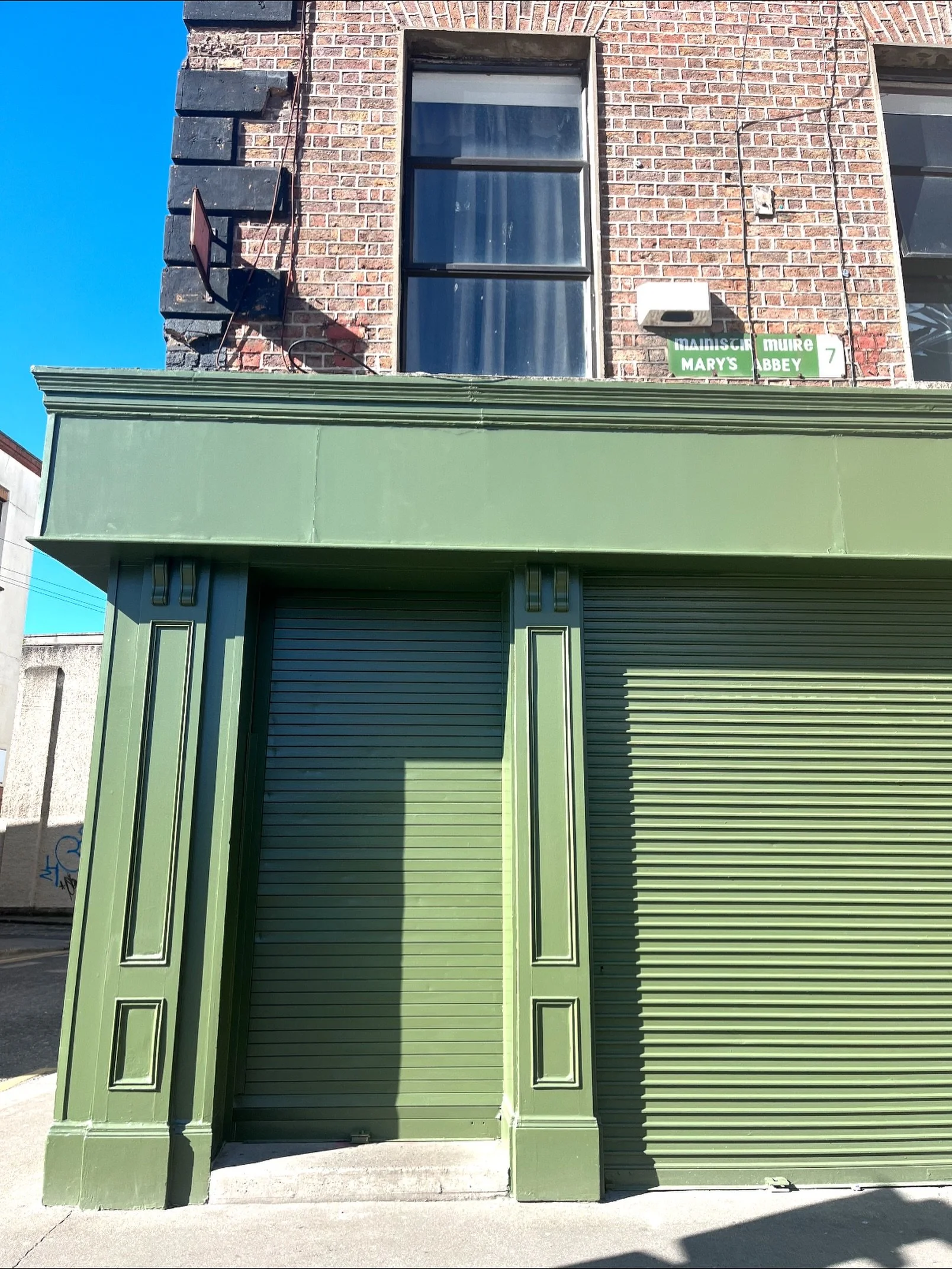 We are looking for a Senior Sous Chef to join the team across the road @oxmantown 💚

This is a hands on role for someone with strong kitchen experience and a genuine interest in simple, thoughtful food with the potential to grow into a more senior p