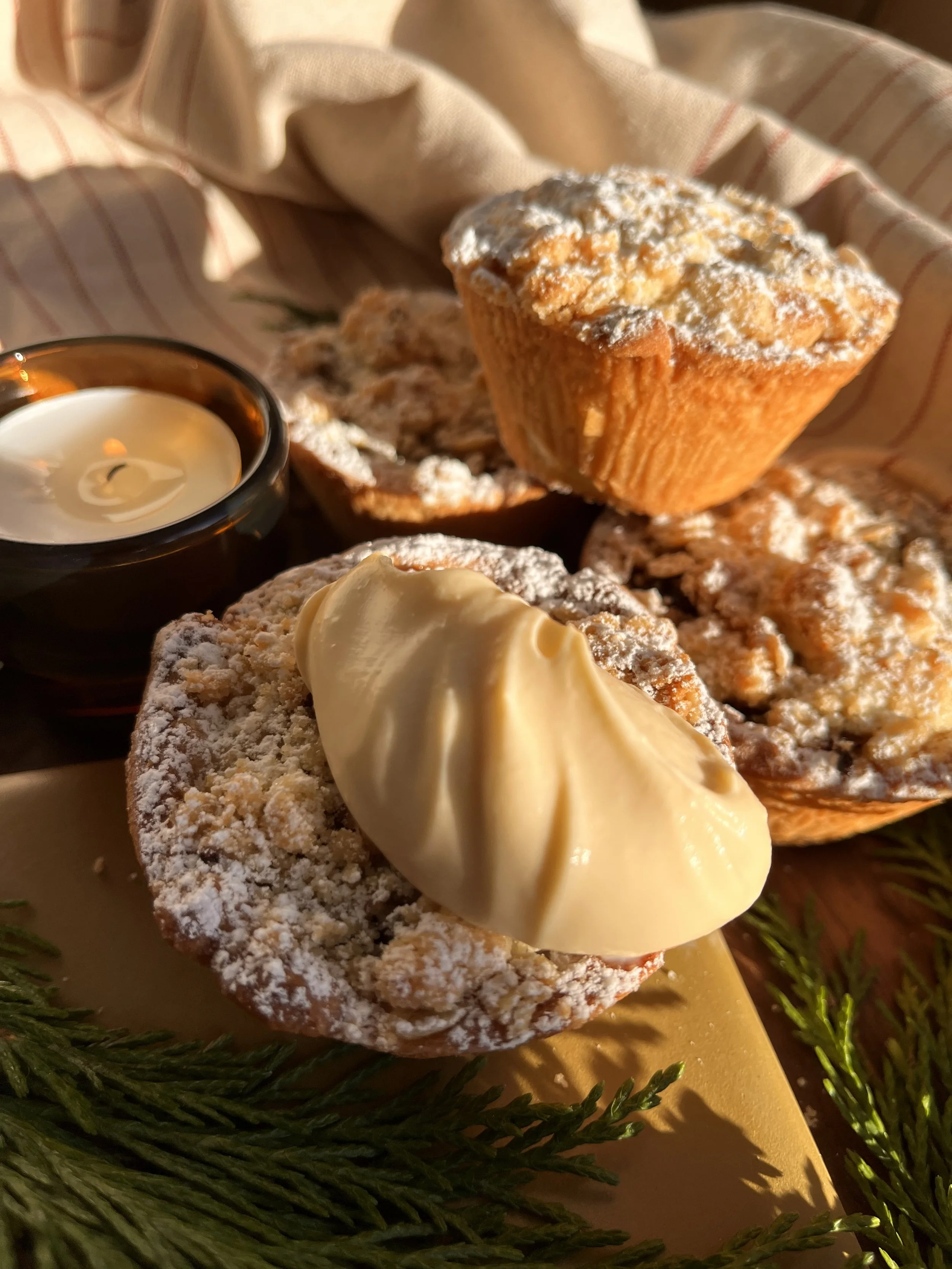 Quince pies - Box of 6.