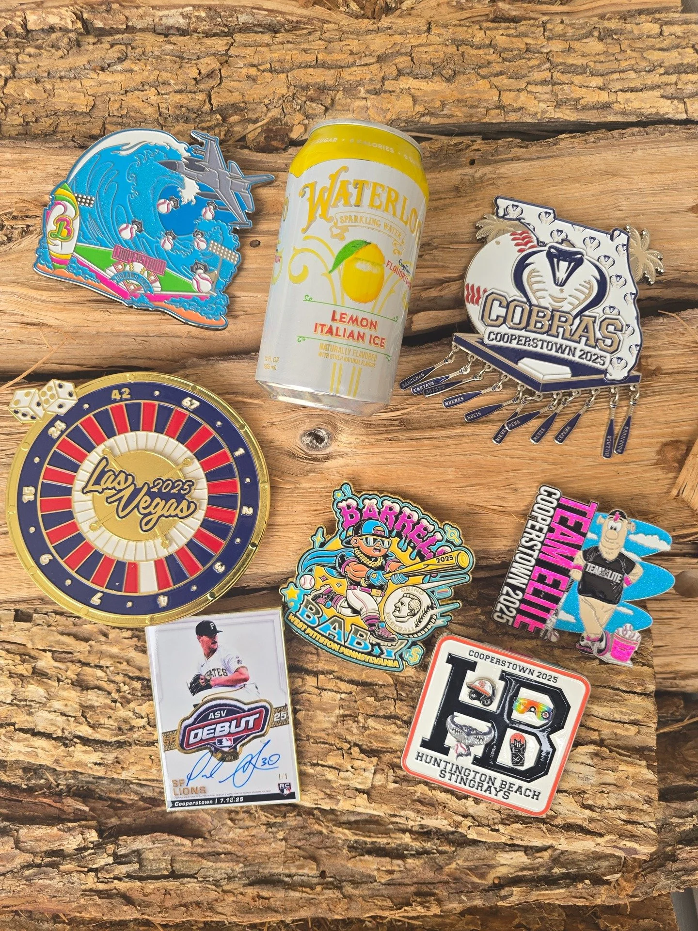 TRADING PIN TIP OF THE DAY 📌
Wondering what gives a trading pin the biggest trade value? Social media has tons of opinions.. but one thing is always true: the pin game evolves EVERY.SINGLE.YEAR.
The two things that stand out most? Creativity and Siz