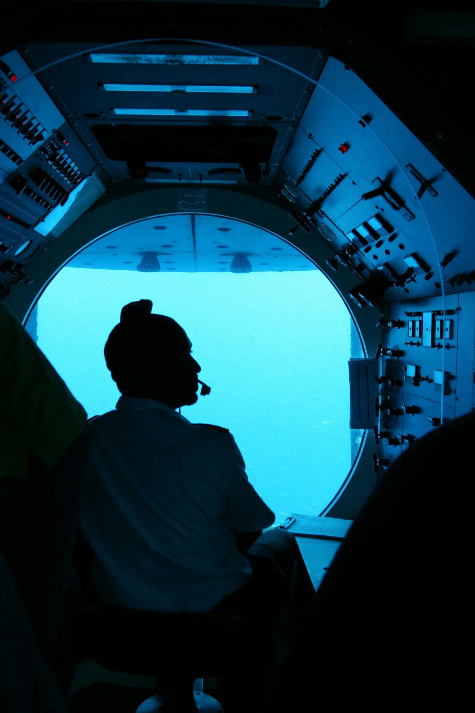 submarine tours