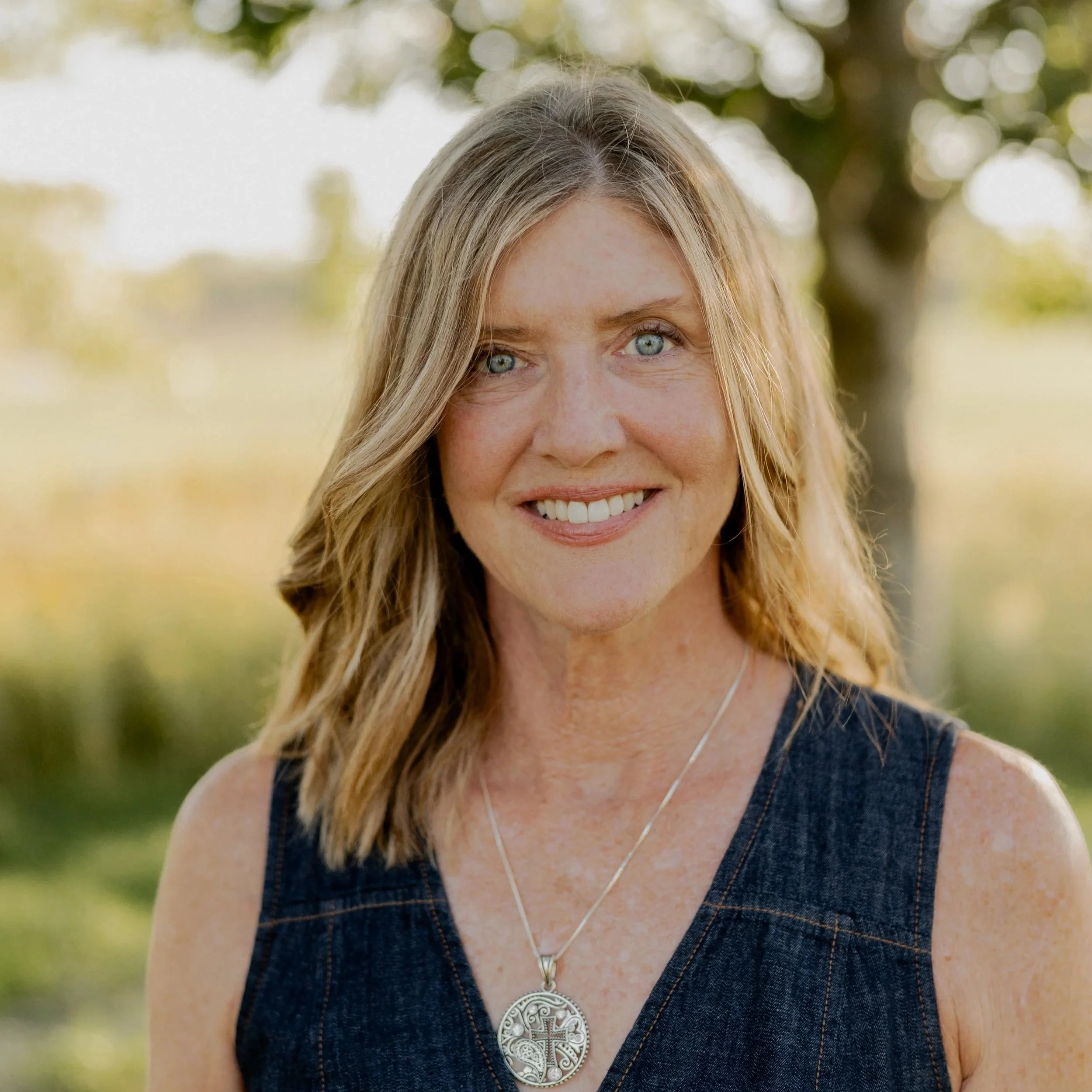 Deb Mantel, speaker, singer-songwriter