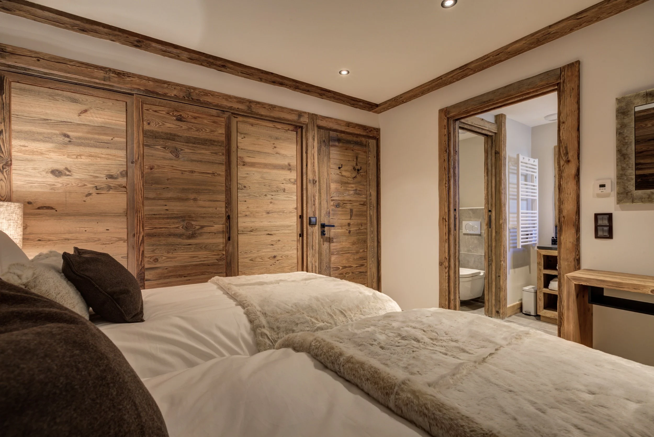 Bedroom 5 - Twin .jpg