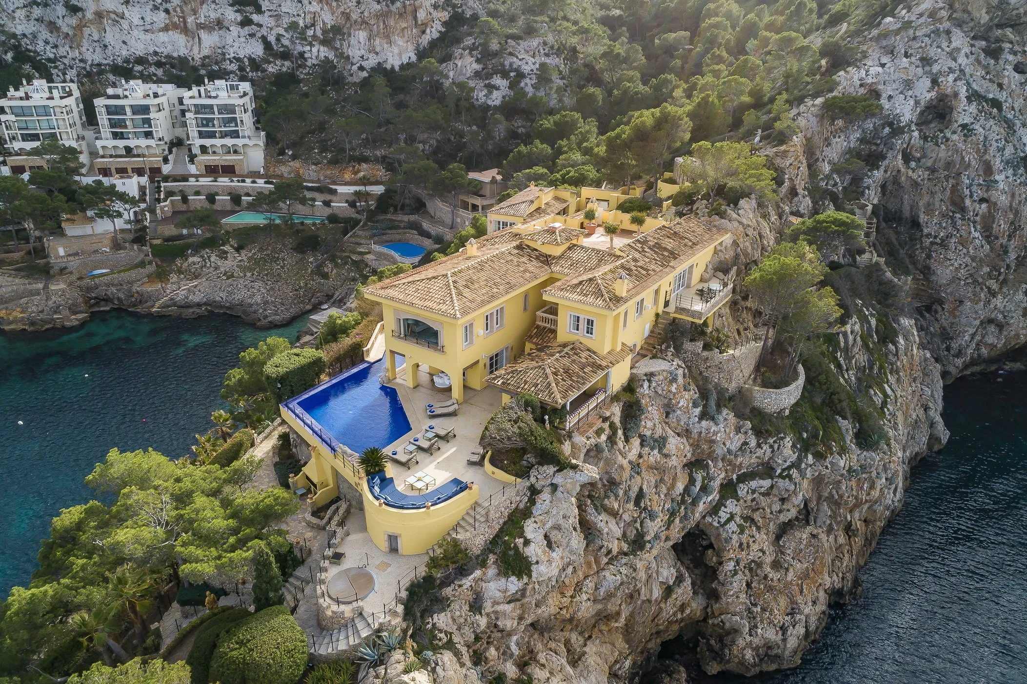 Yellow Castle Mallorca (67).jpg