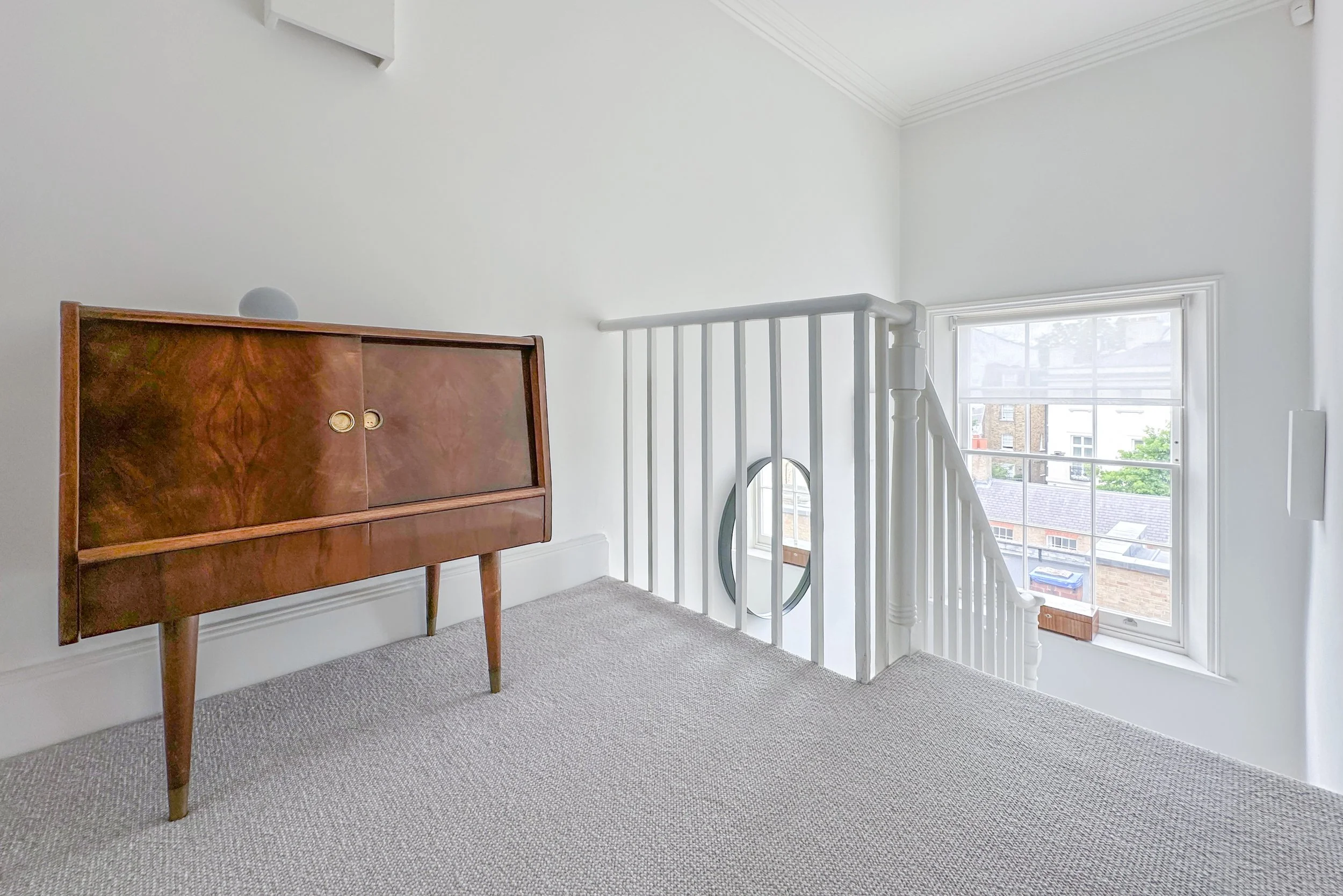 28-122B_Ebury_St_SW1W.jpg