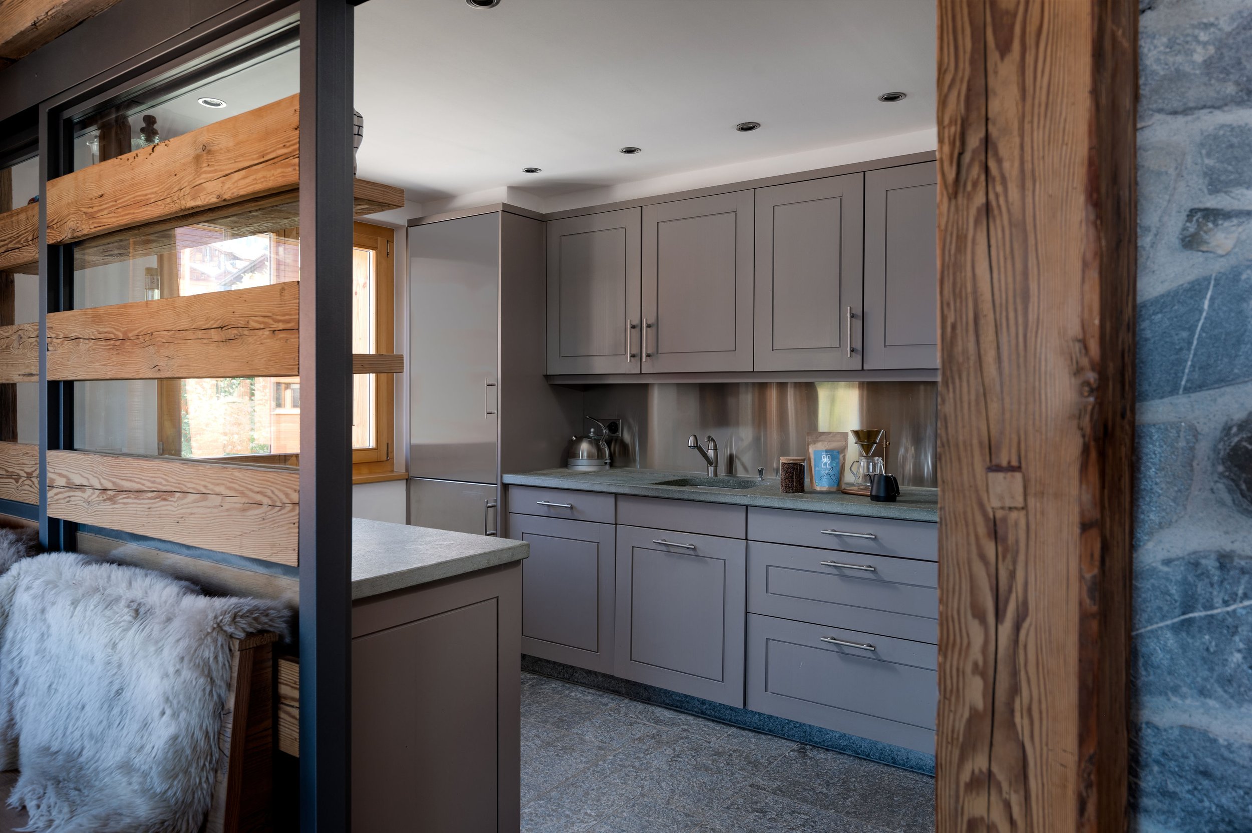 SA_Chalet Sorbier_Kitchen.jpg