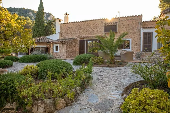 303e55bc-72cc-429b-951c-d6f1c826f22c (1).jpg