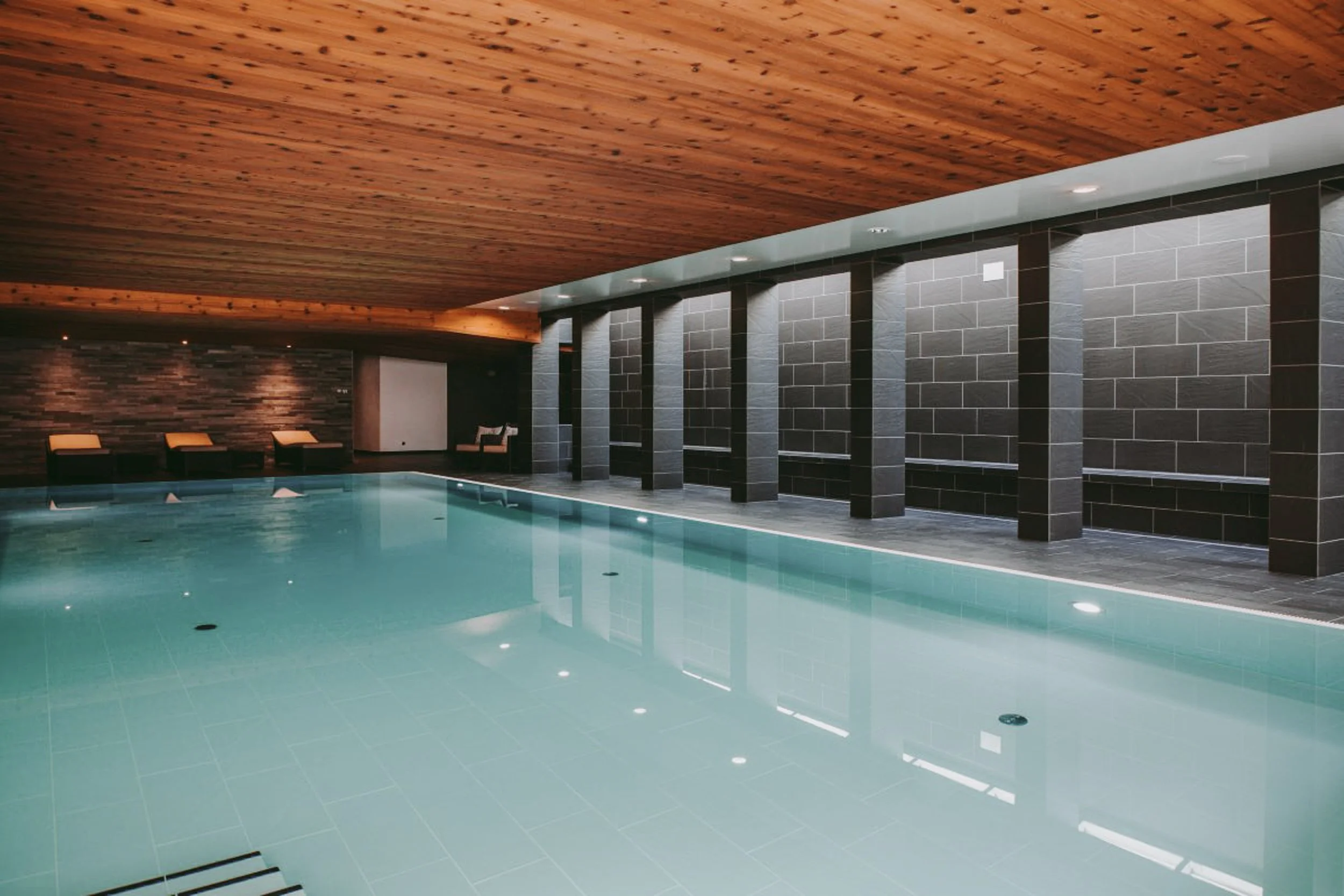 SA_Chalet Valentine_Indoor Pool.jpg