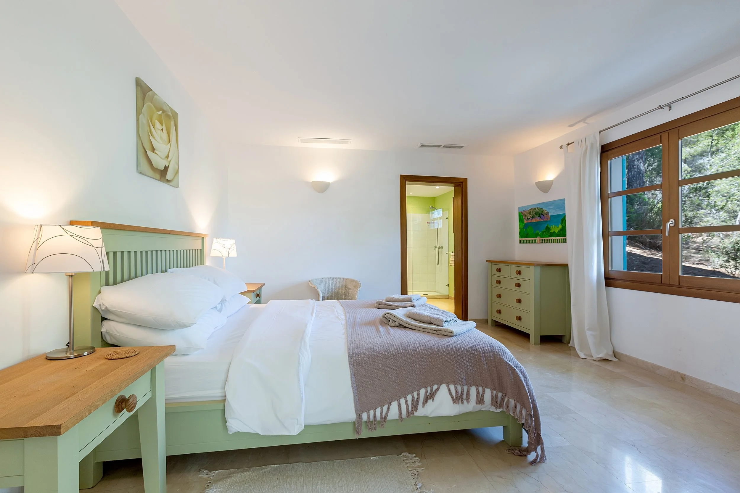 Kay - Gardenia 17-6783.jpg