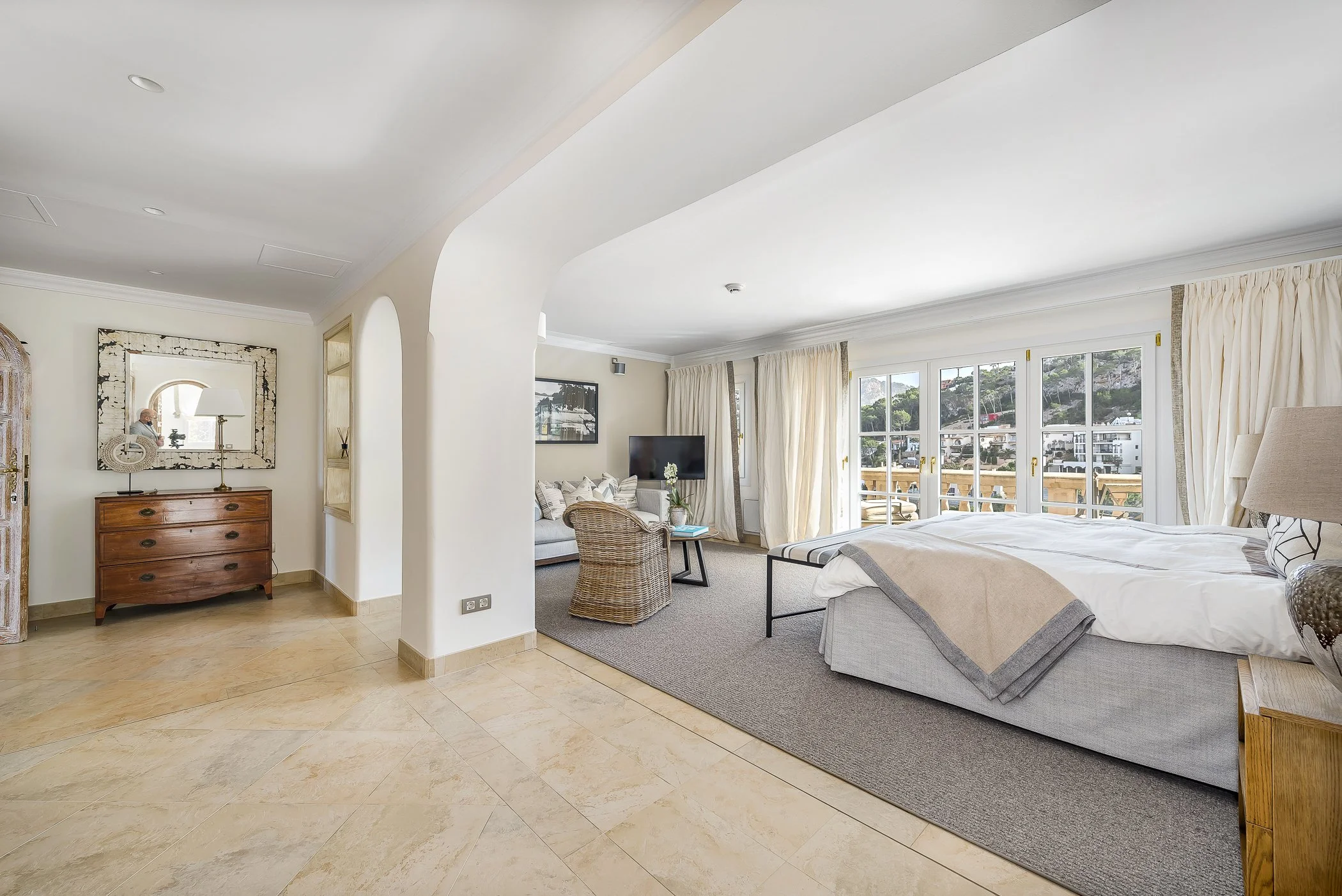 Yellow Castle Mallorca (48).jpg