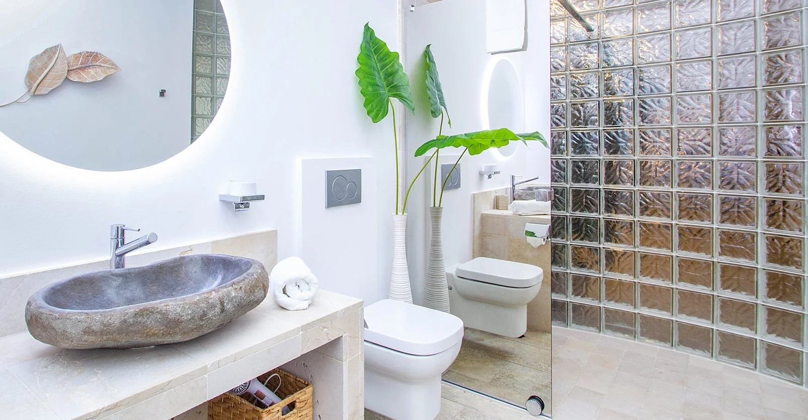 Baño Habitación Fantasía.jpg