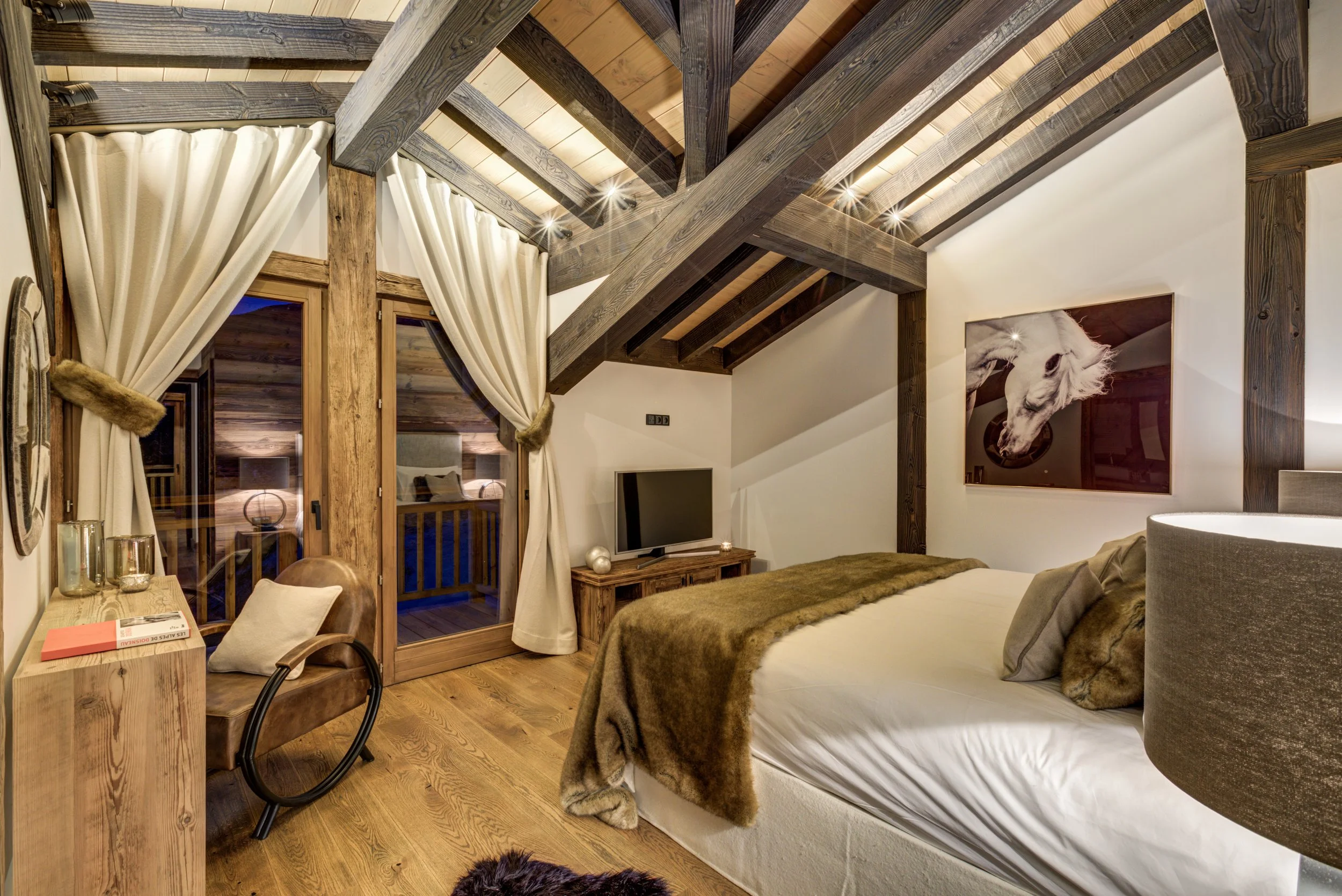 Bedroom 1 - Master - evening .jpg