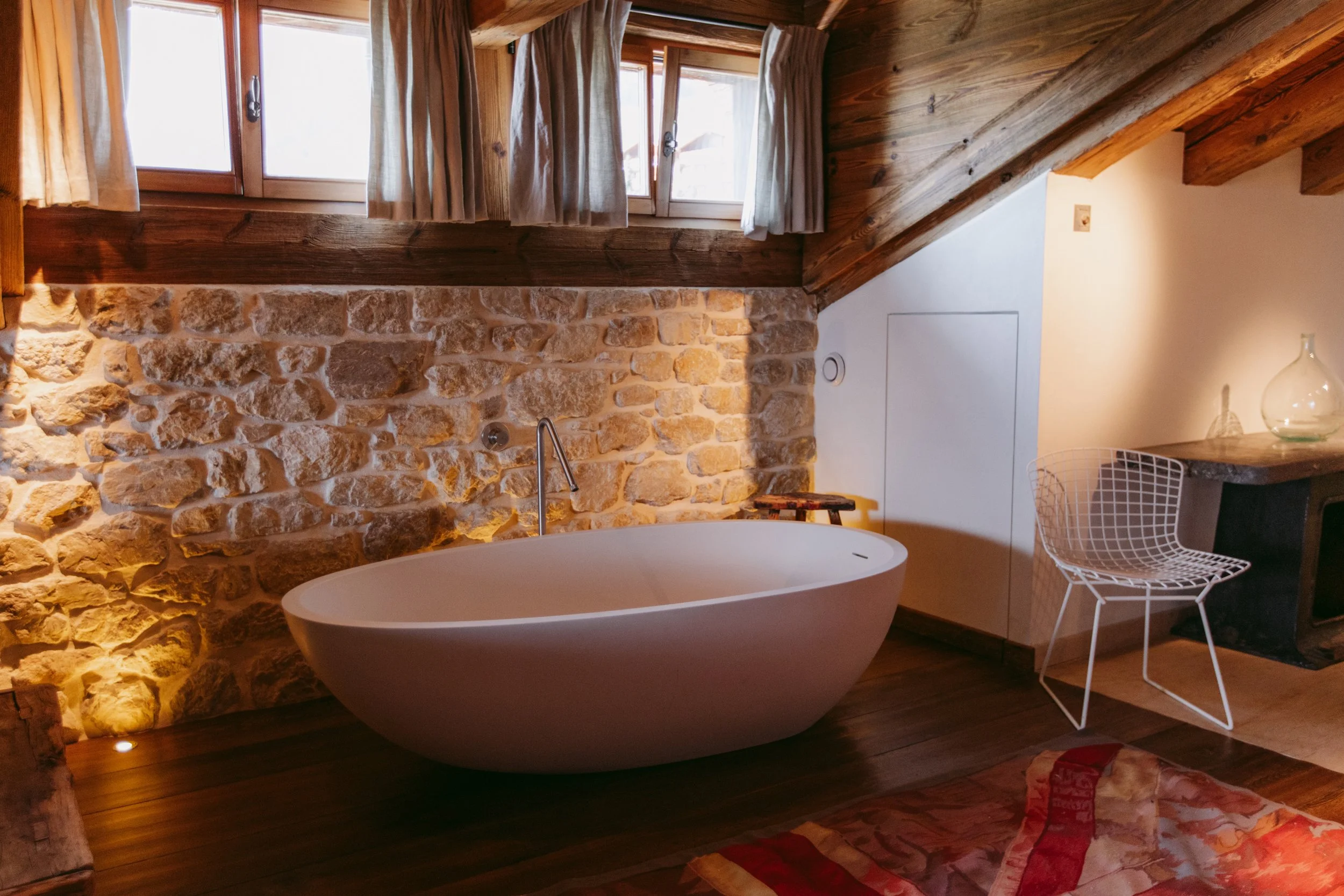 SA_Chalet 1936_Guest Room 02 Ensuite B.jpg