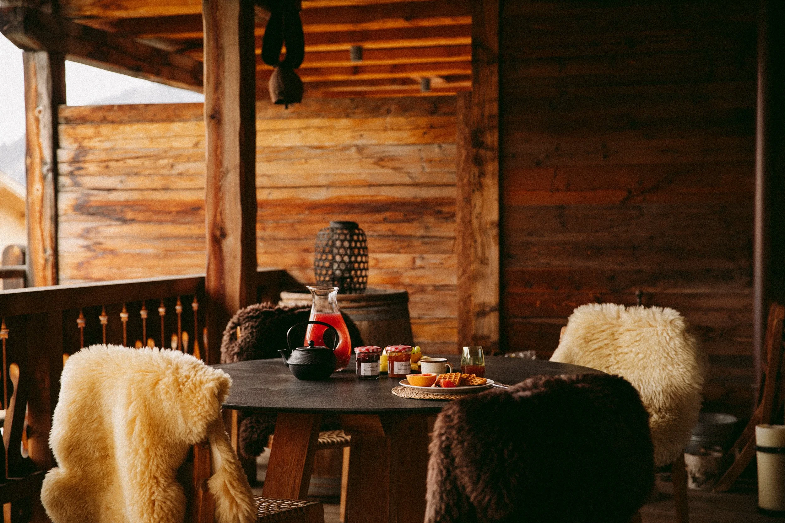 SA_Chalet Valentine_Balcony(1).jpg