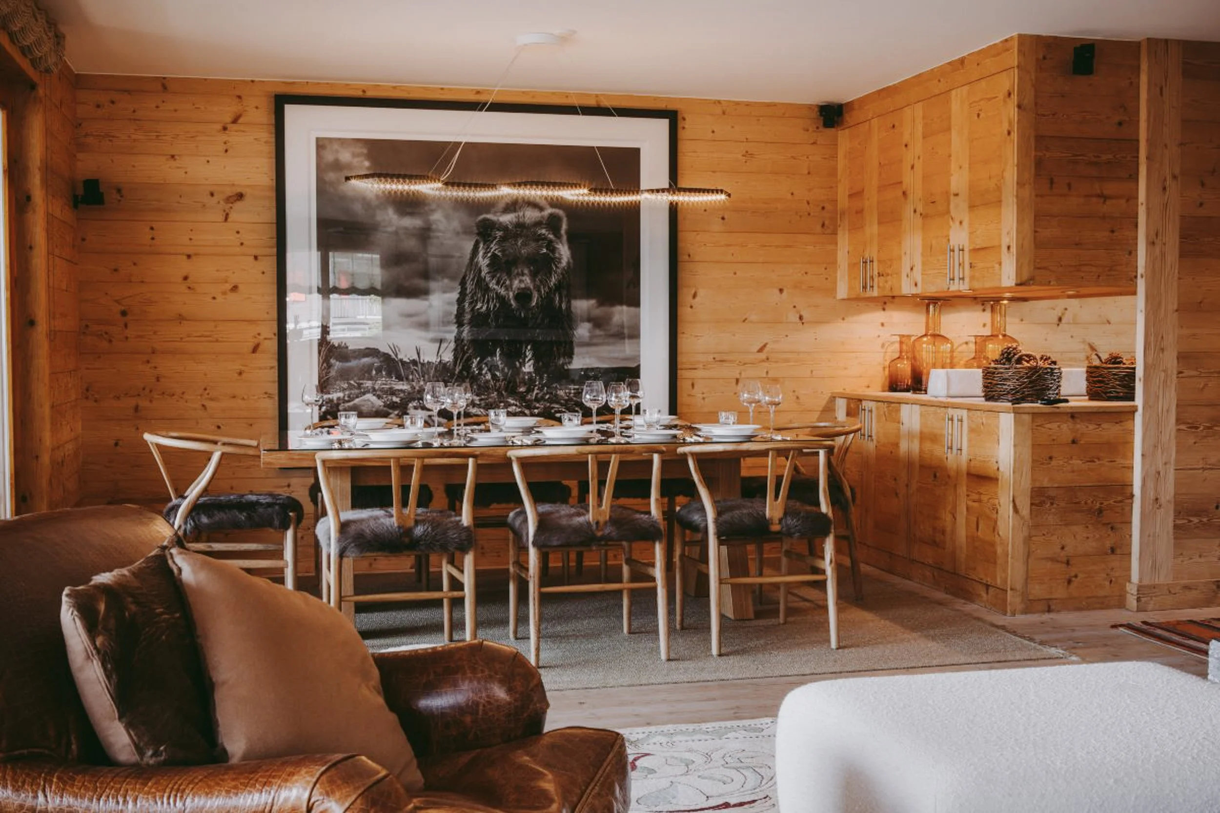 SA_Chalet Valentine_Dining(1).jpg