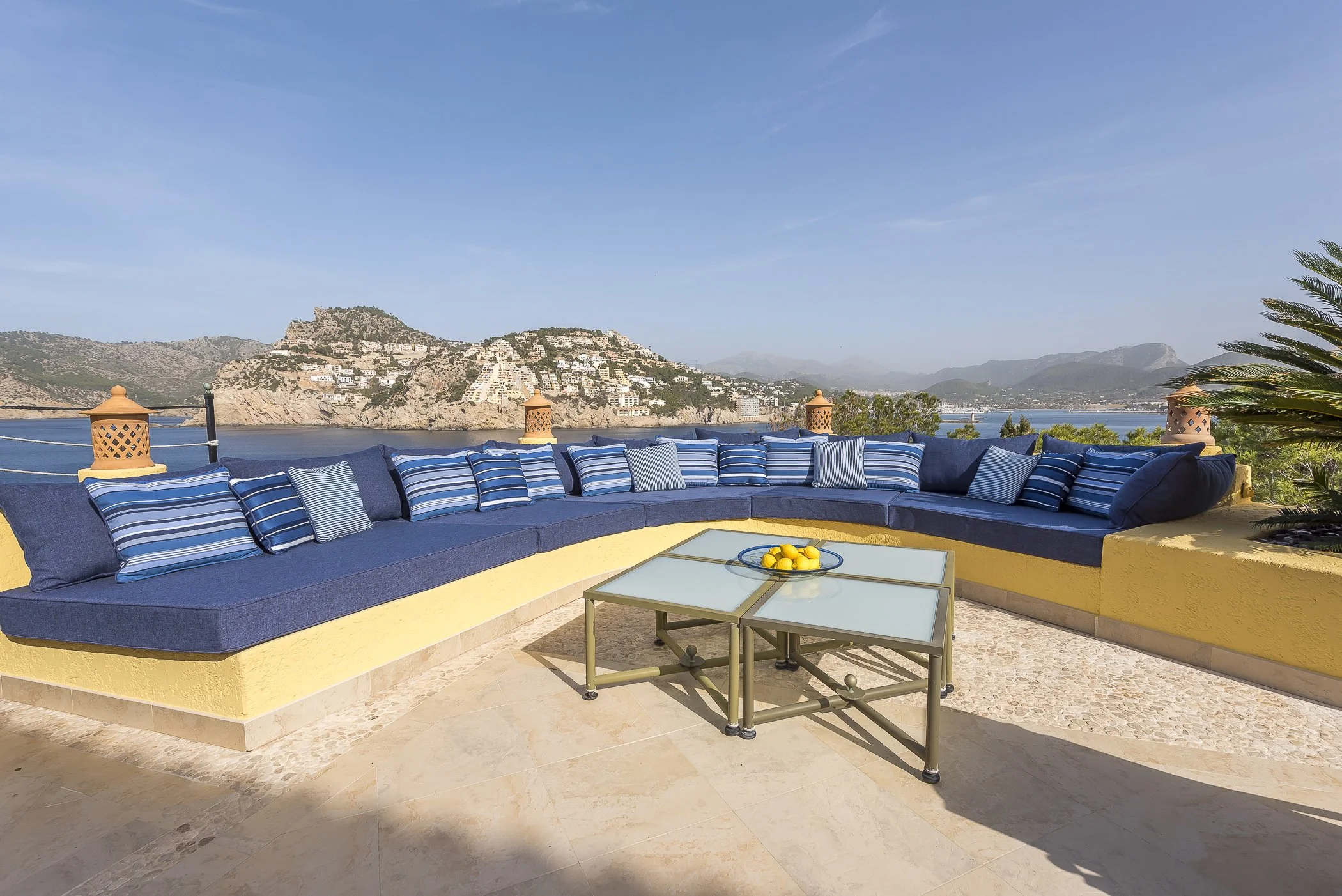 Yellow Castle Mallorca (7).jpg