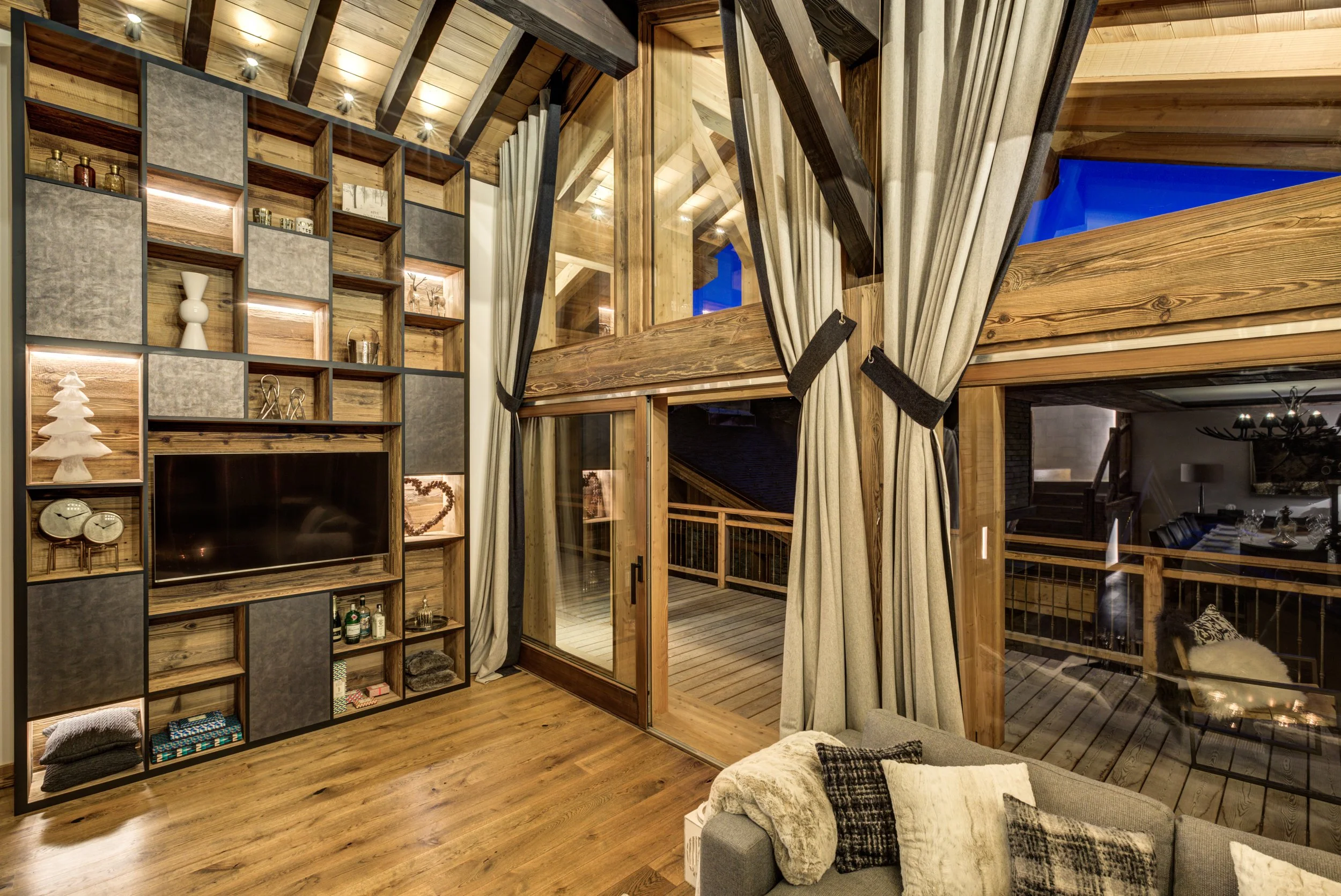 Living area - evening 4.jpg